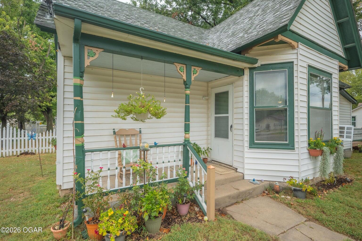 303 Ottawa Street Property Photo 2