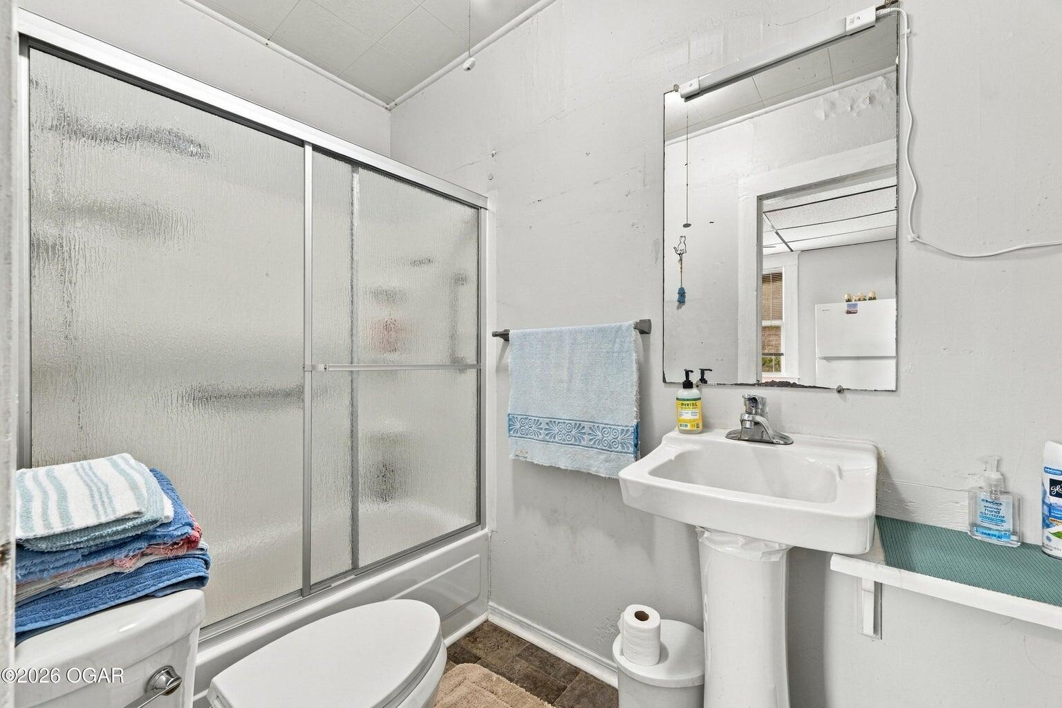 303 Ottawa Street Property Photo 19