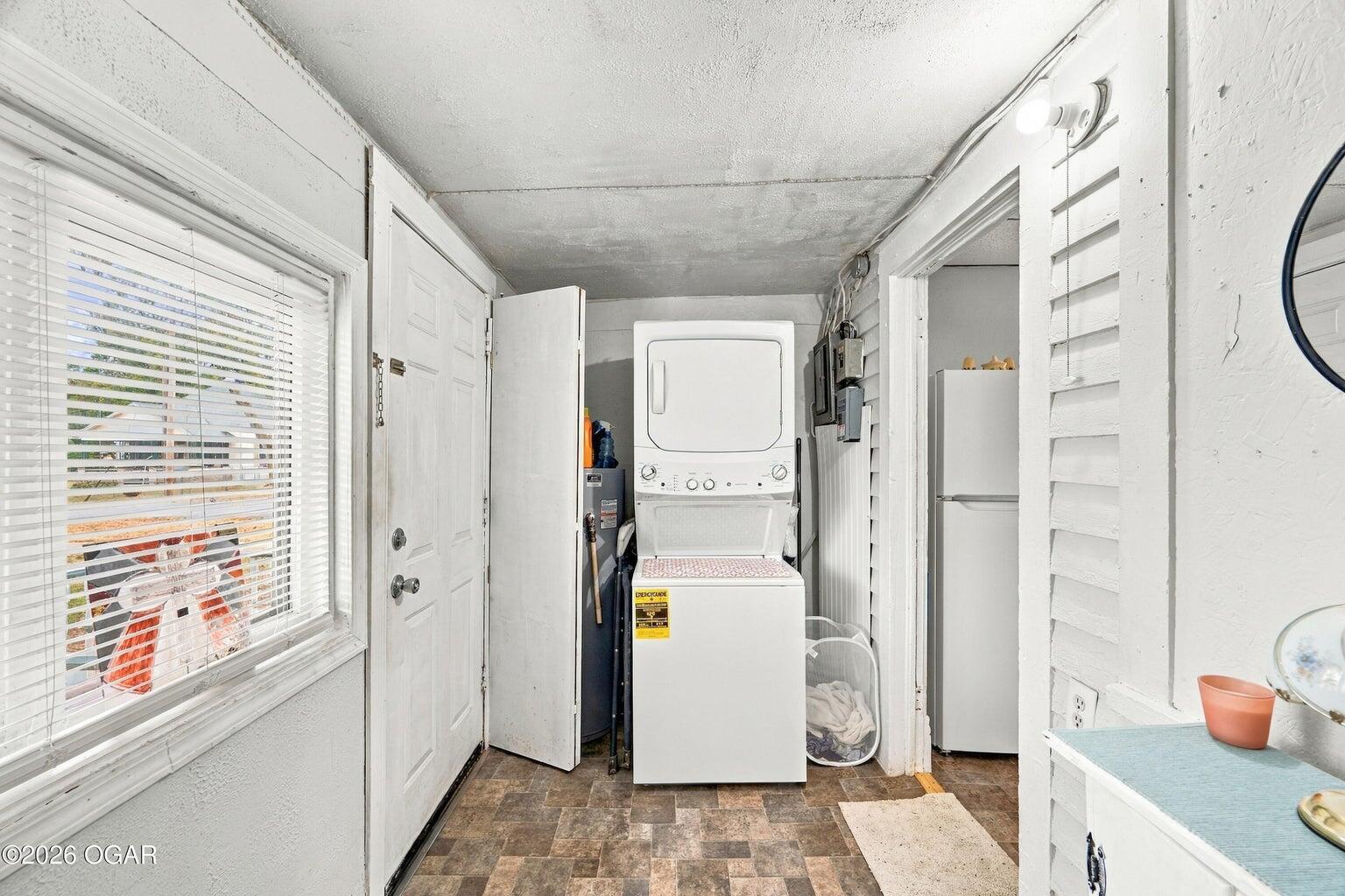 303 Ottawa Street Property Photo 21