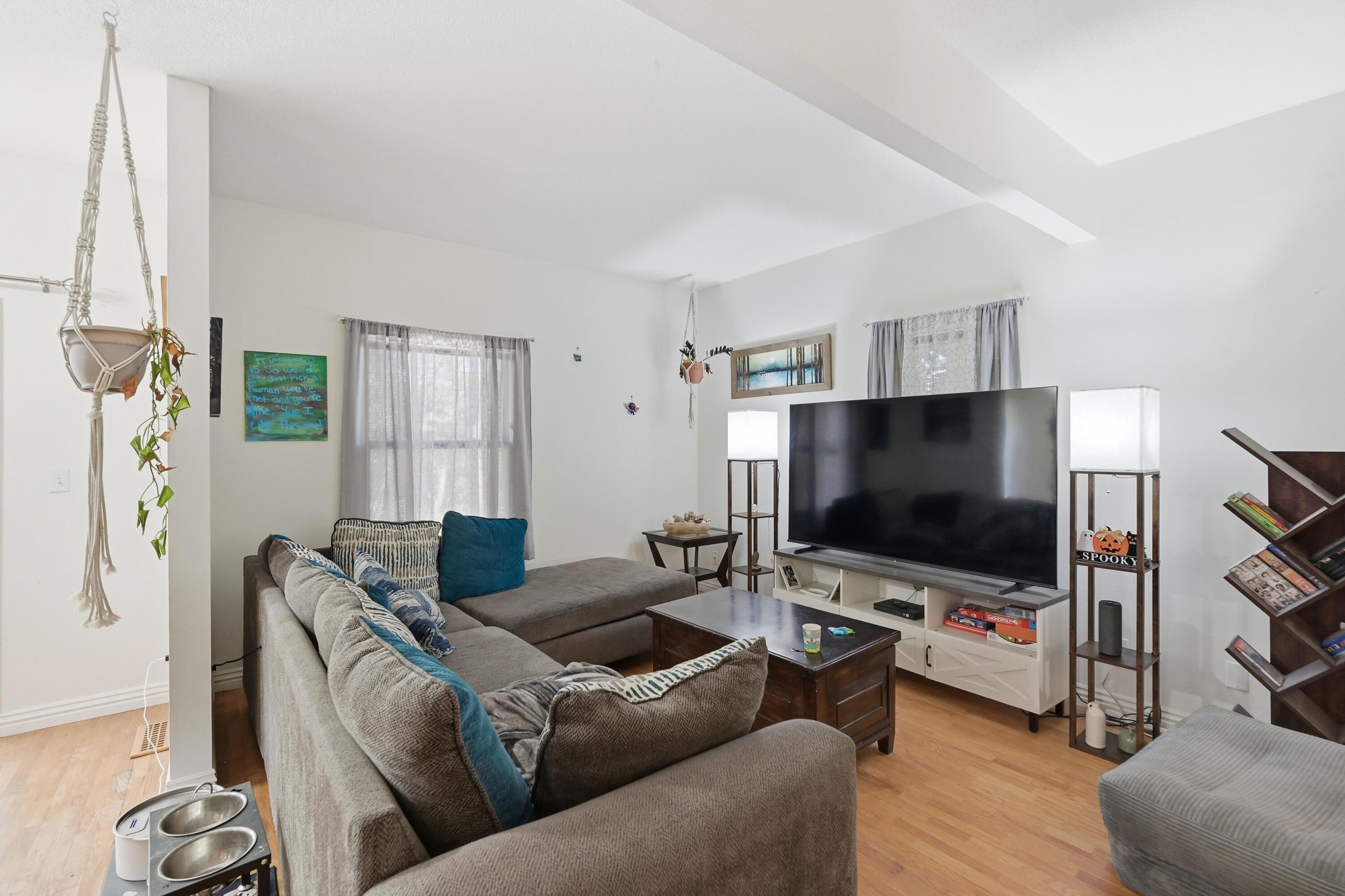 3322 South Moffet Avenue Property Photo 5
