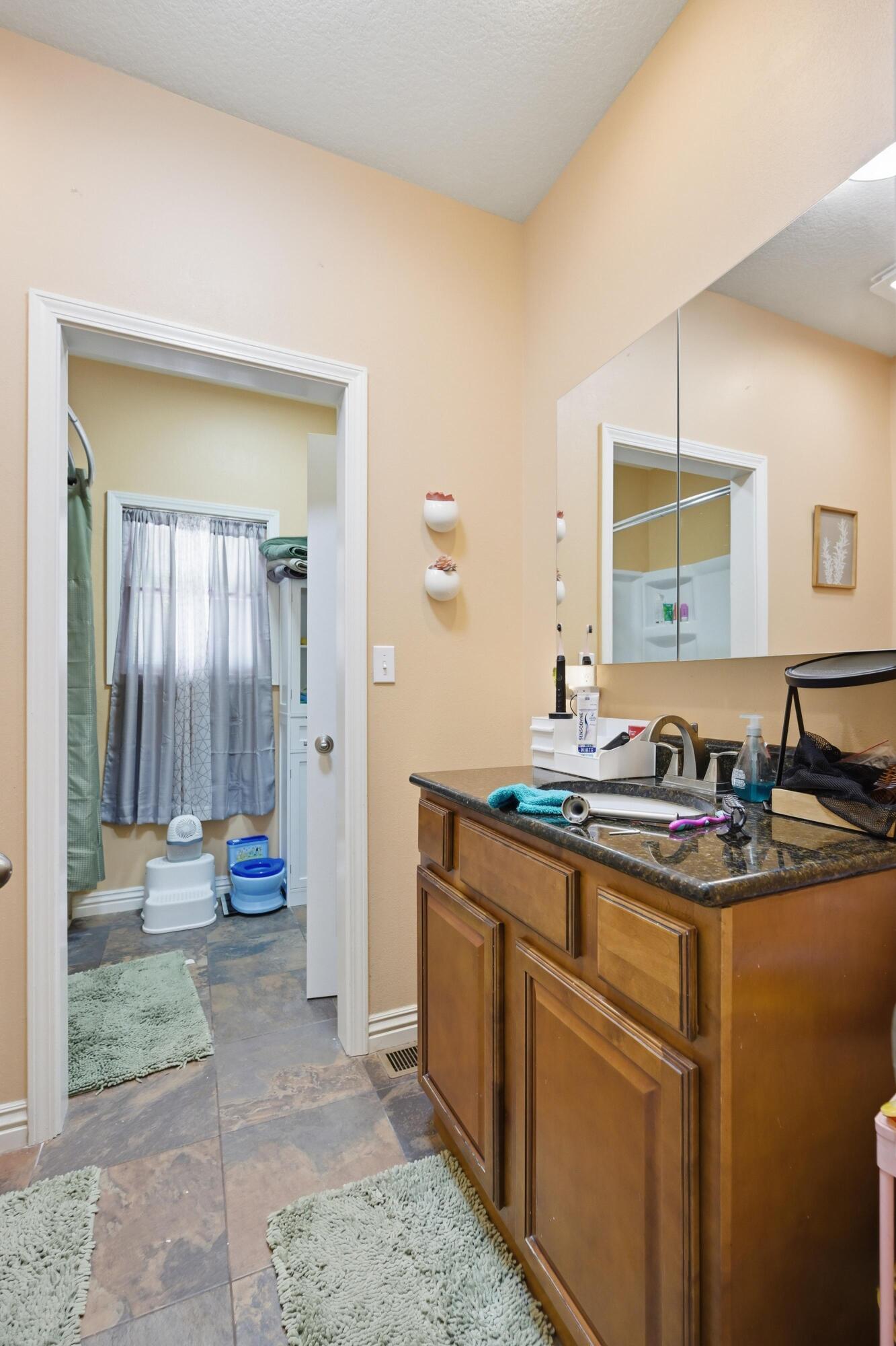3322 South Moffet Avenue Property Photo 18
