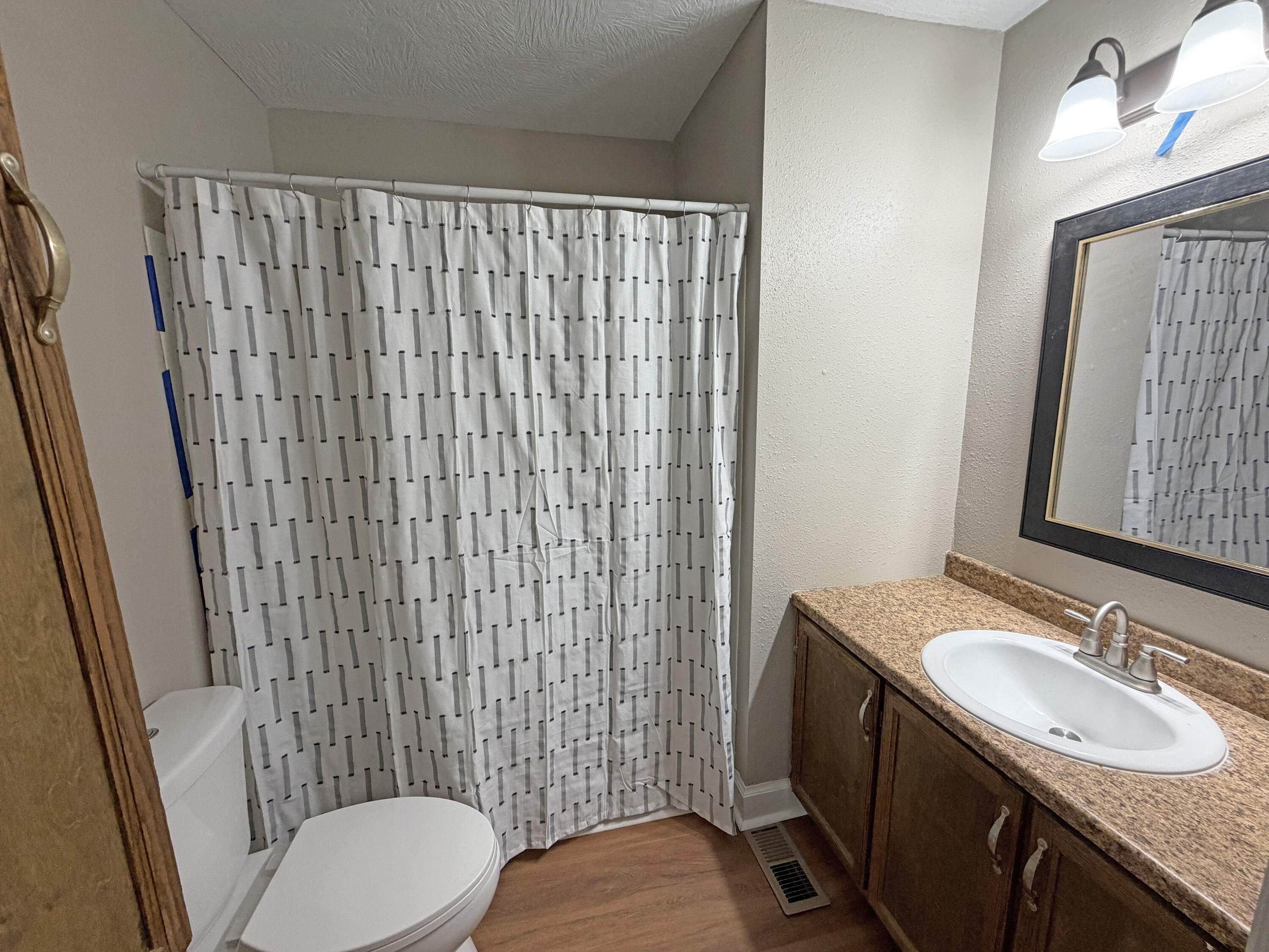 2336 North Johnston Avenue Property Photo 11
