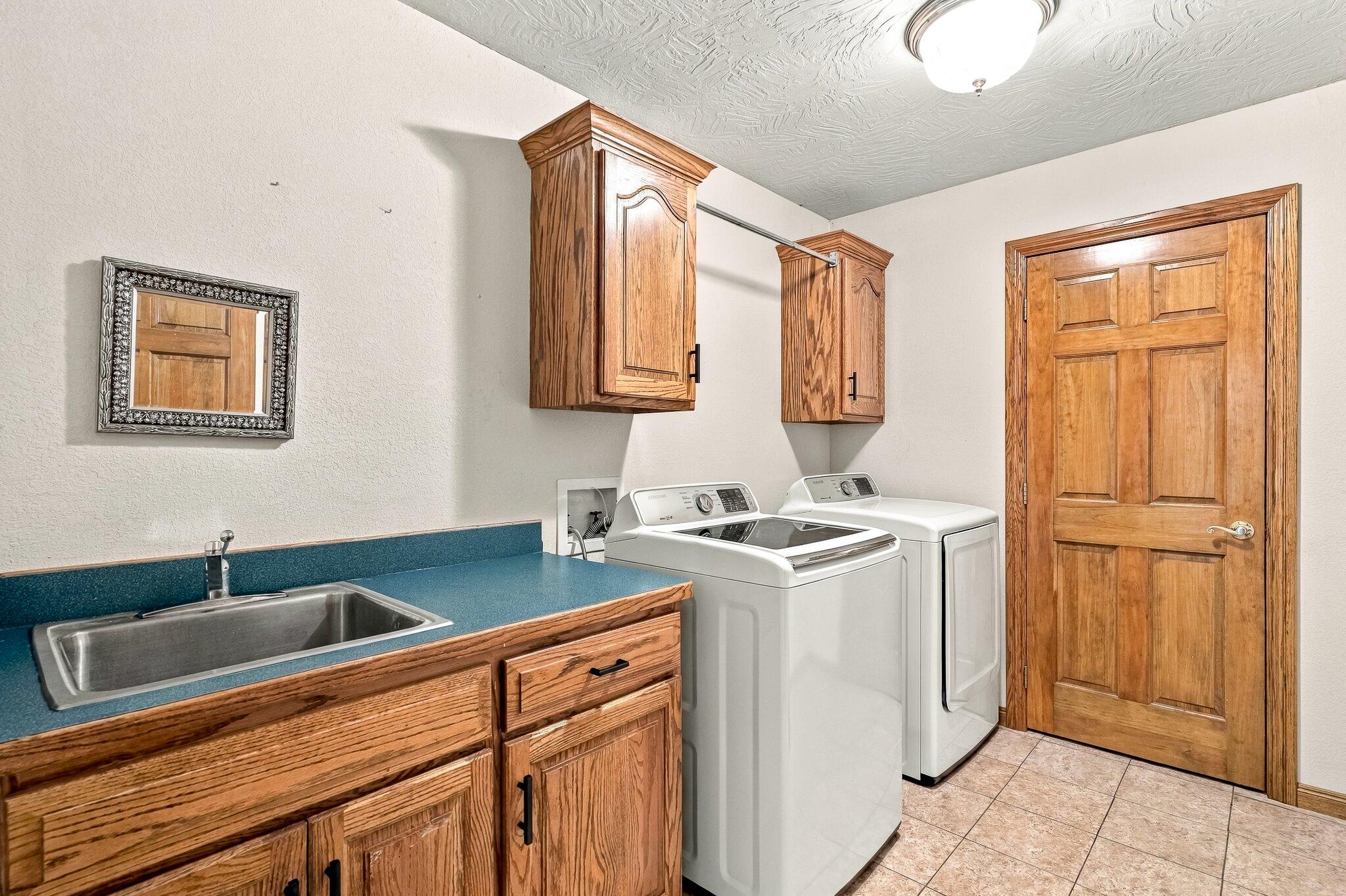 1818 West Country Hill Lane Property Photo 35