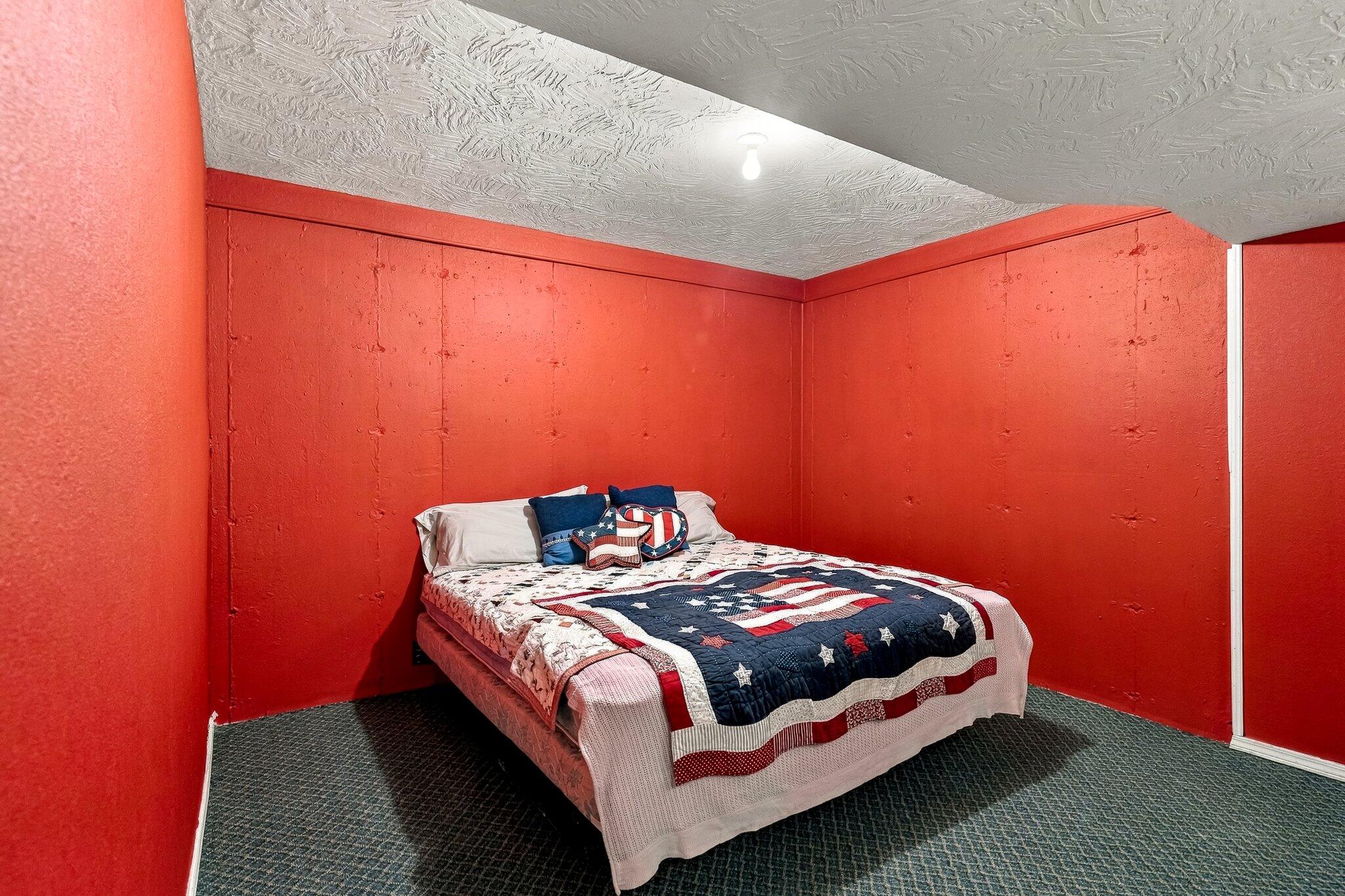 1818 West Country Hill Lane Property Photo 41