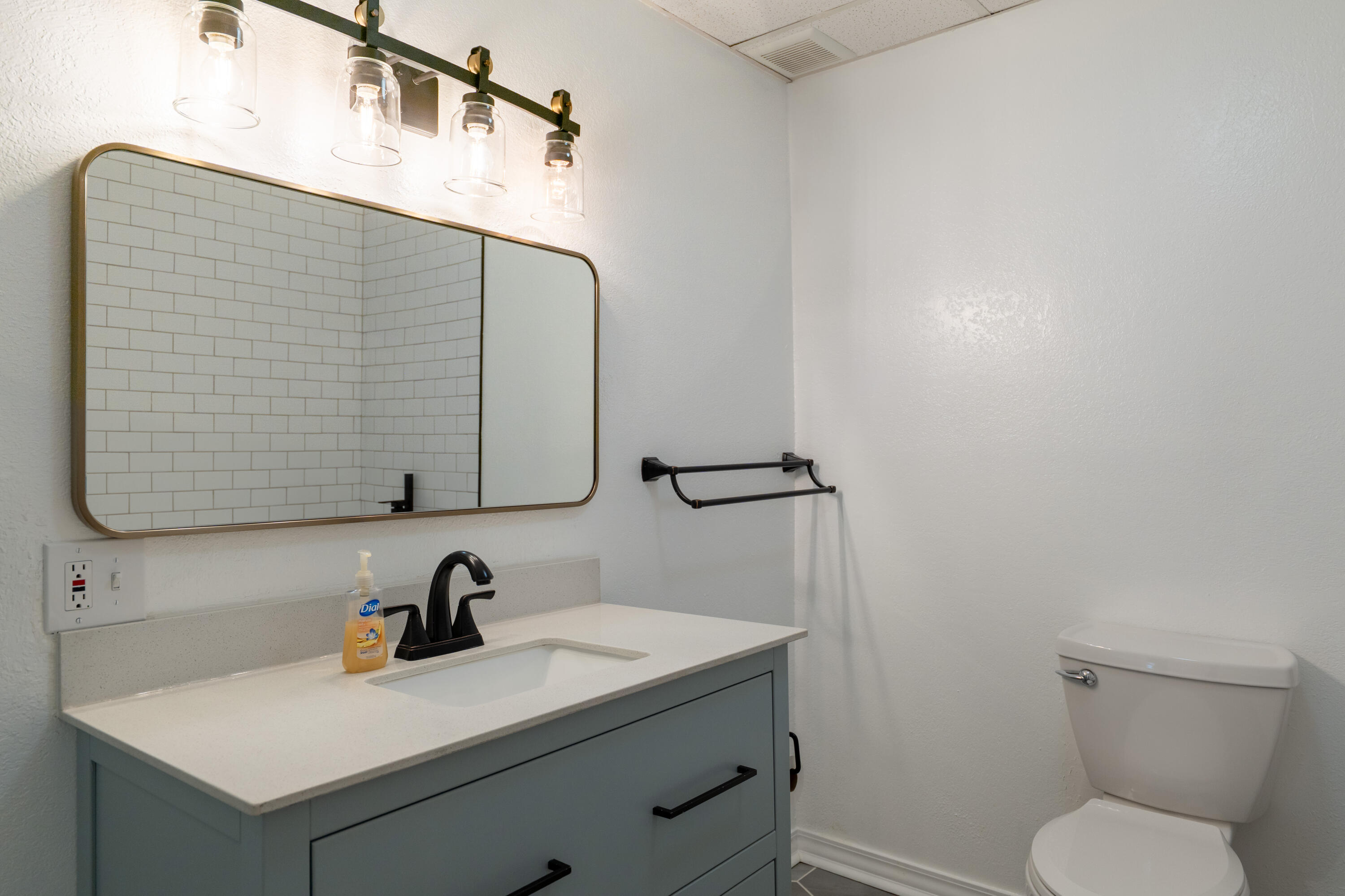 60 Montego Drive Property Photo 34