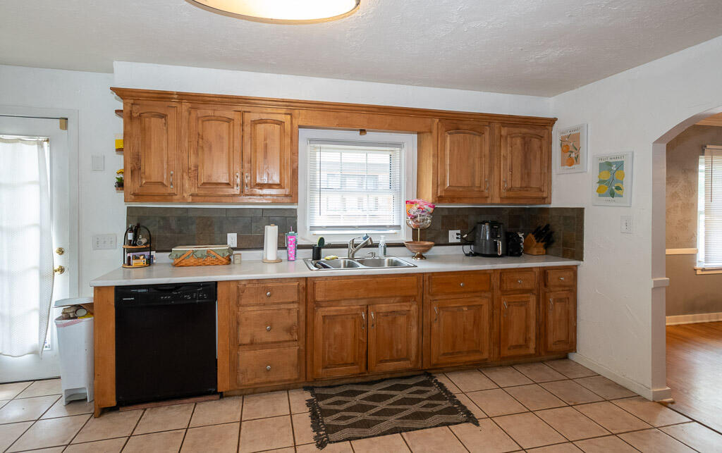 60333711 Property Photo 12