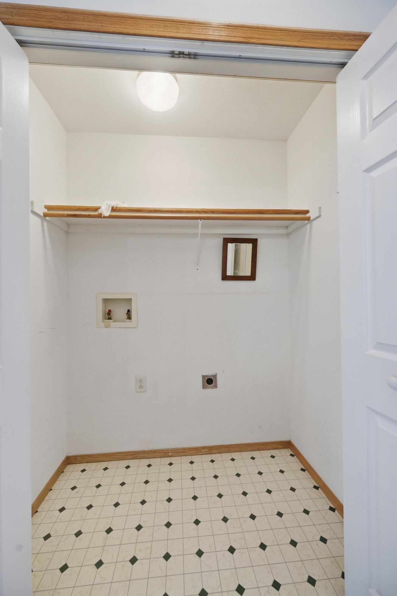 1706 West Marigold Drive Property Photo 20