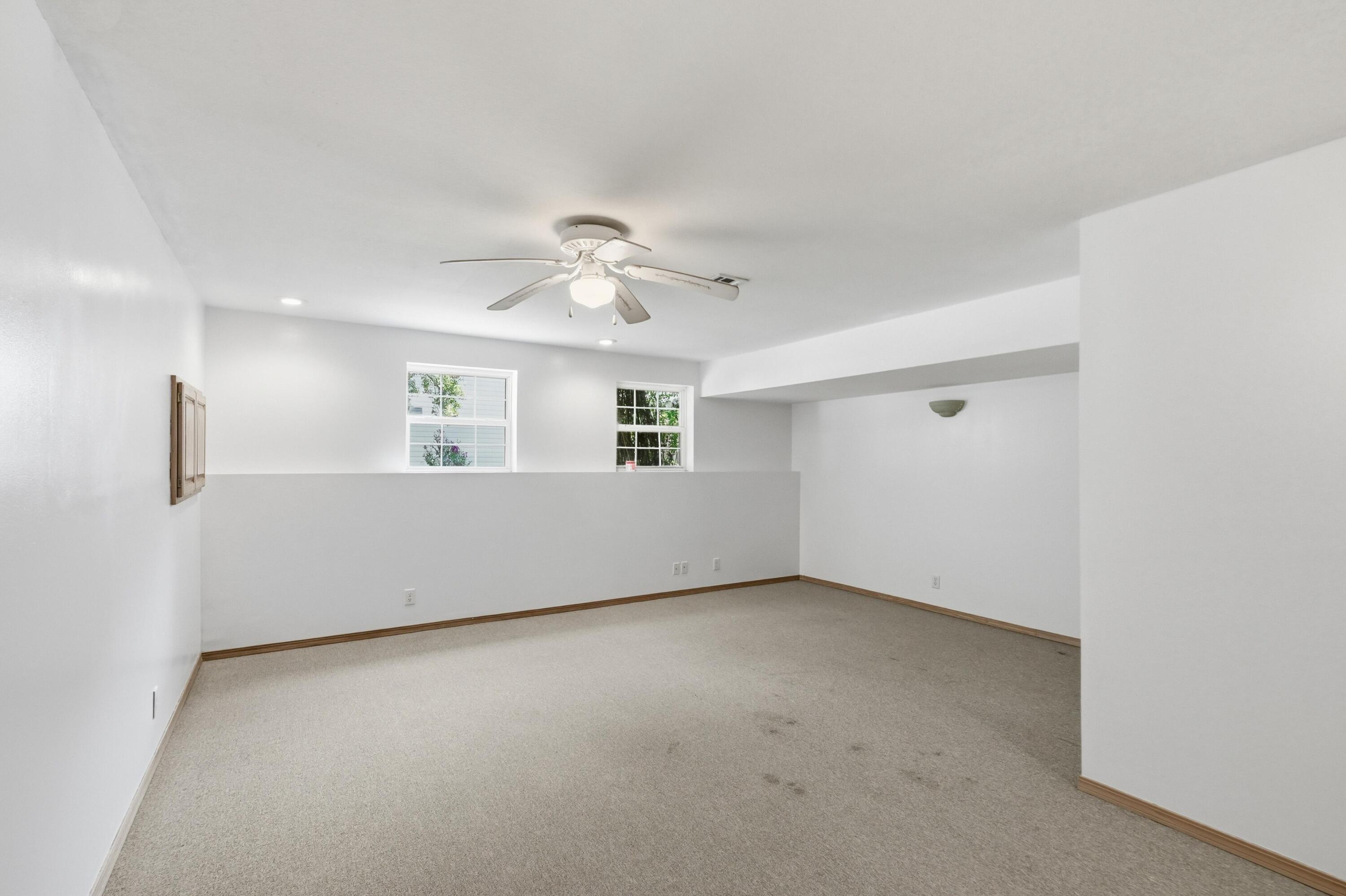 1706 West Marigold Drive Property Photo 34