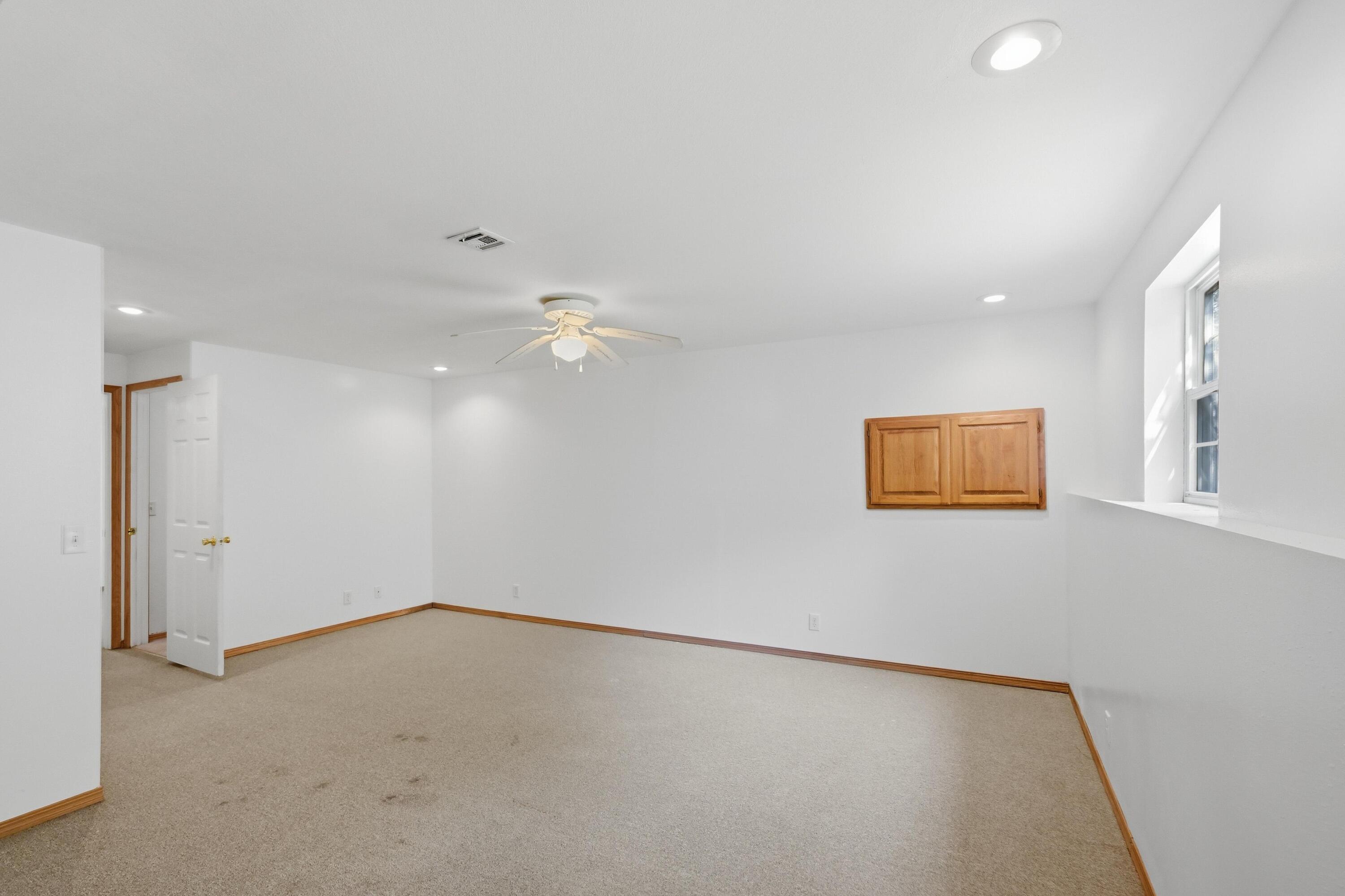 1706 West Marigold Drive Property Photo 36