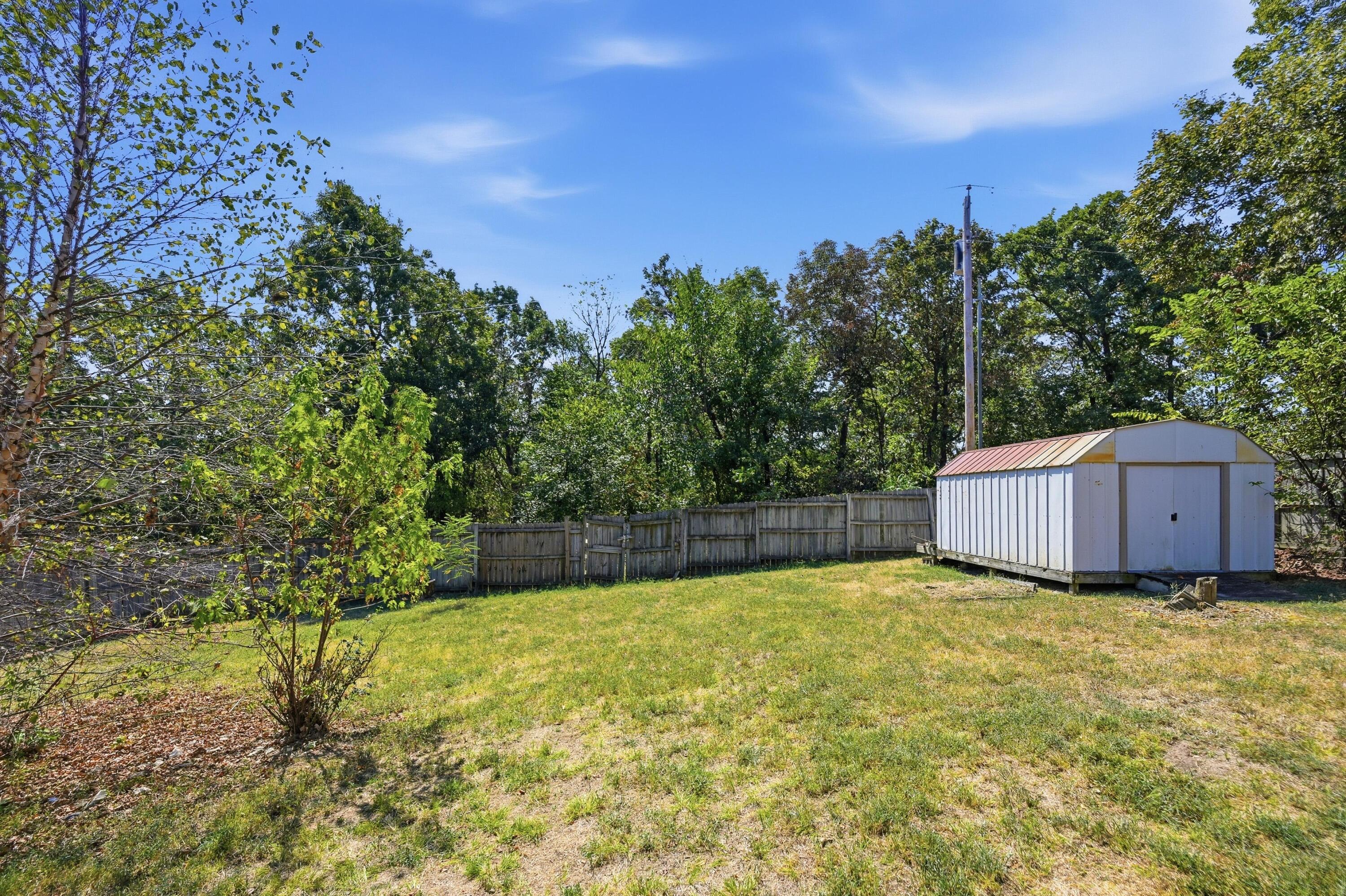 1706 West Marigold Drive Property Photo 41