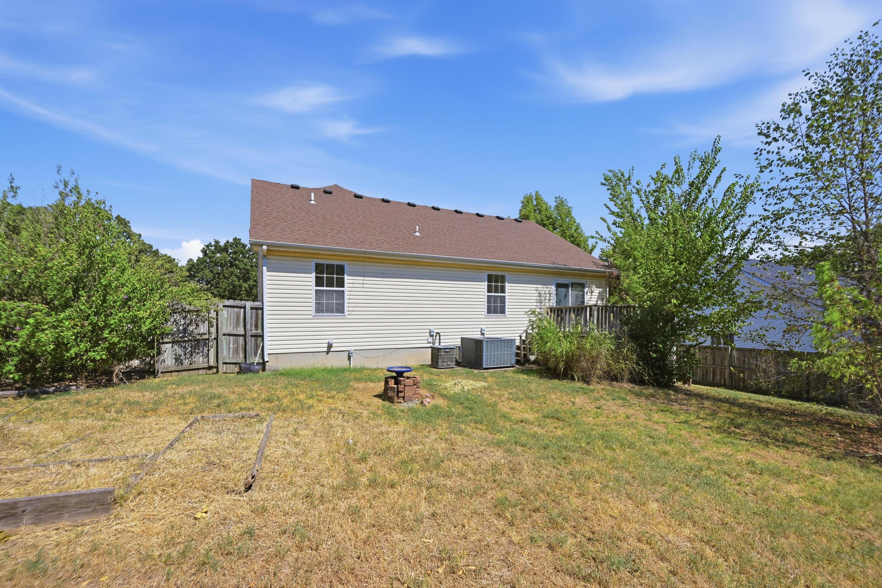 1706 West Marigold Drive Property Photo 43
