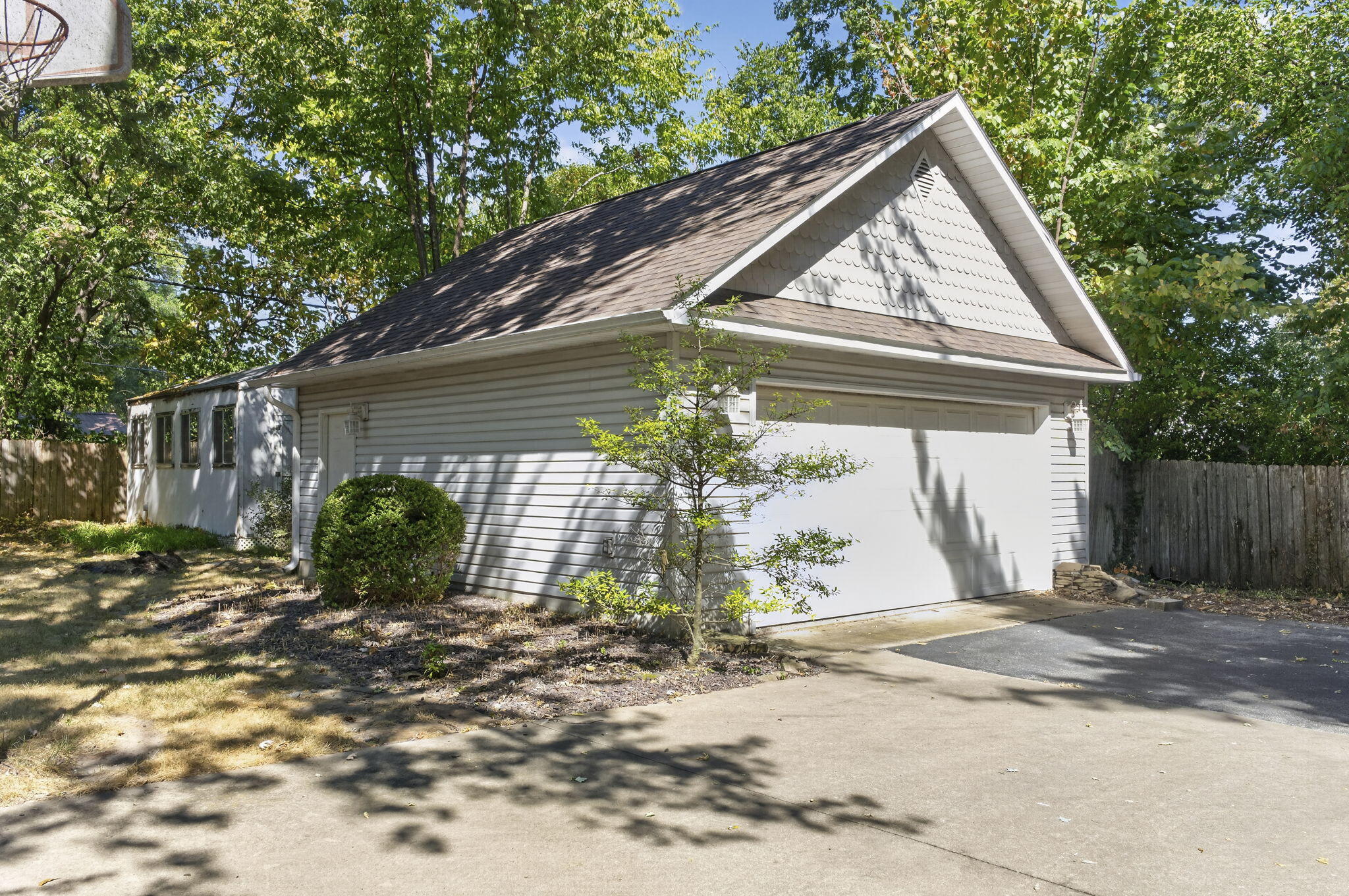 245 North Clay Street Property Photo 37