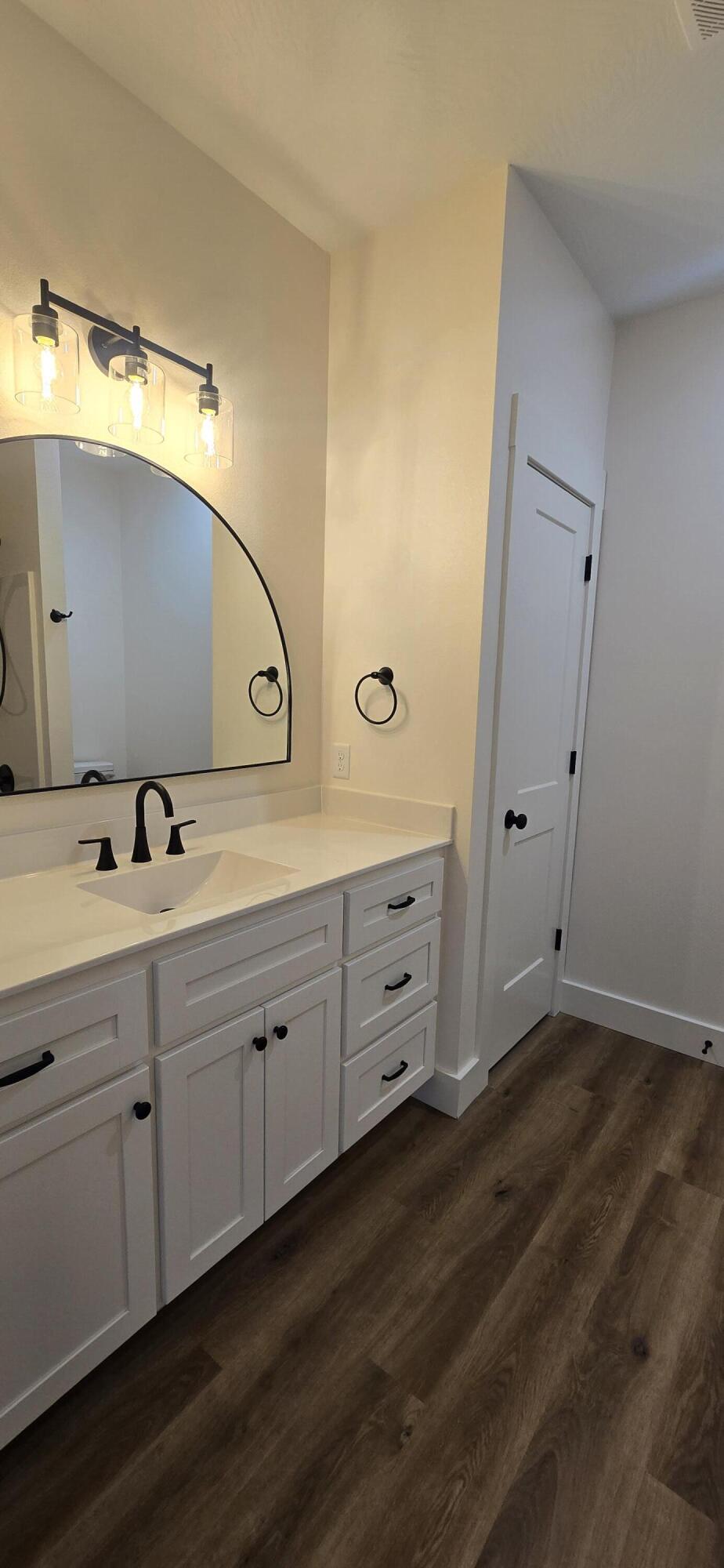 1388 East Walnut Street Property Photo 25
