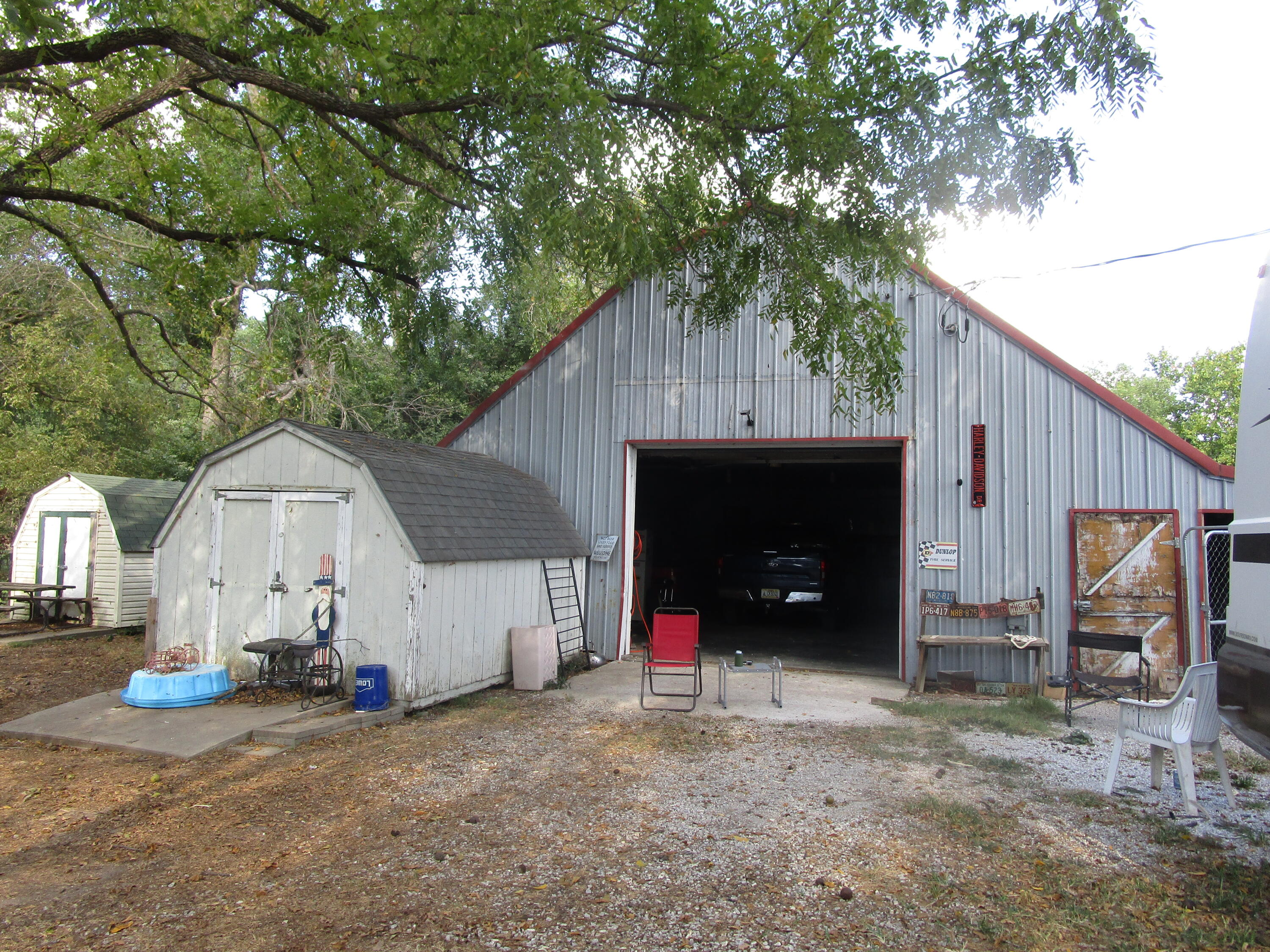 13084 Farm Road 1040 Property Photo 3