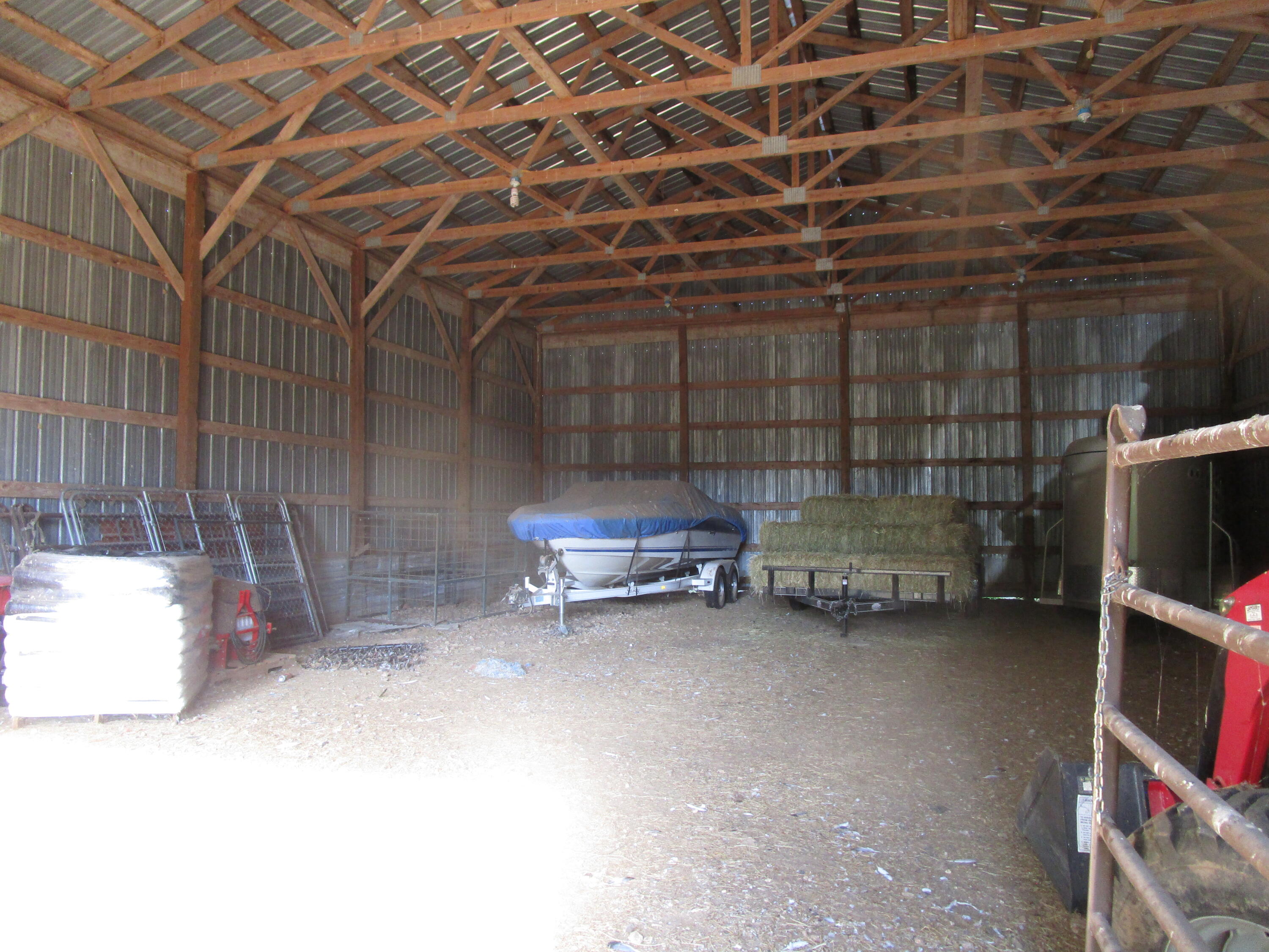 13084 Farm Road 1040 Property Photo 5