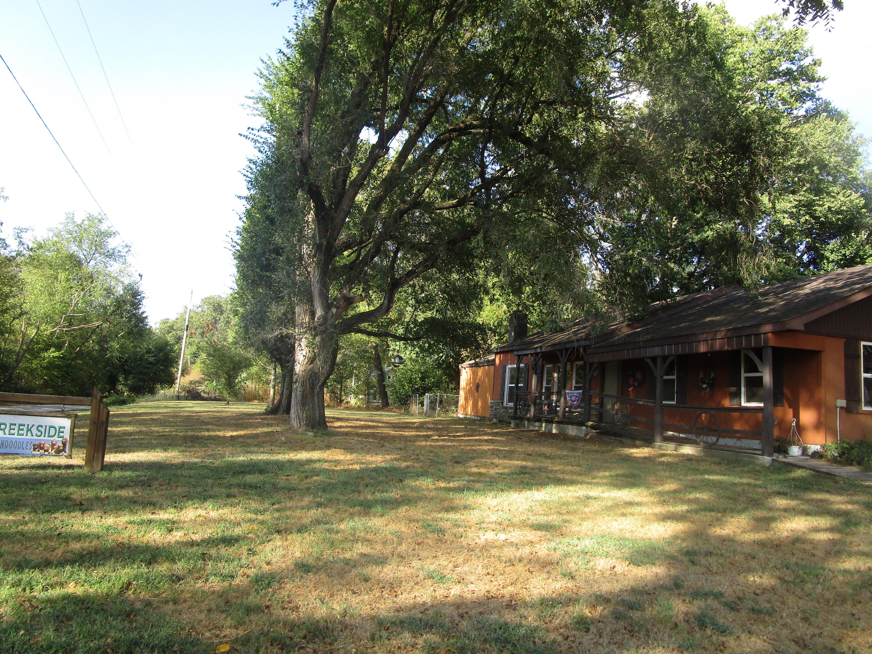 13084 Farm Road 1040 Property Photo 8