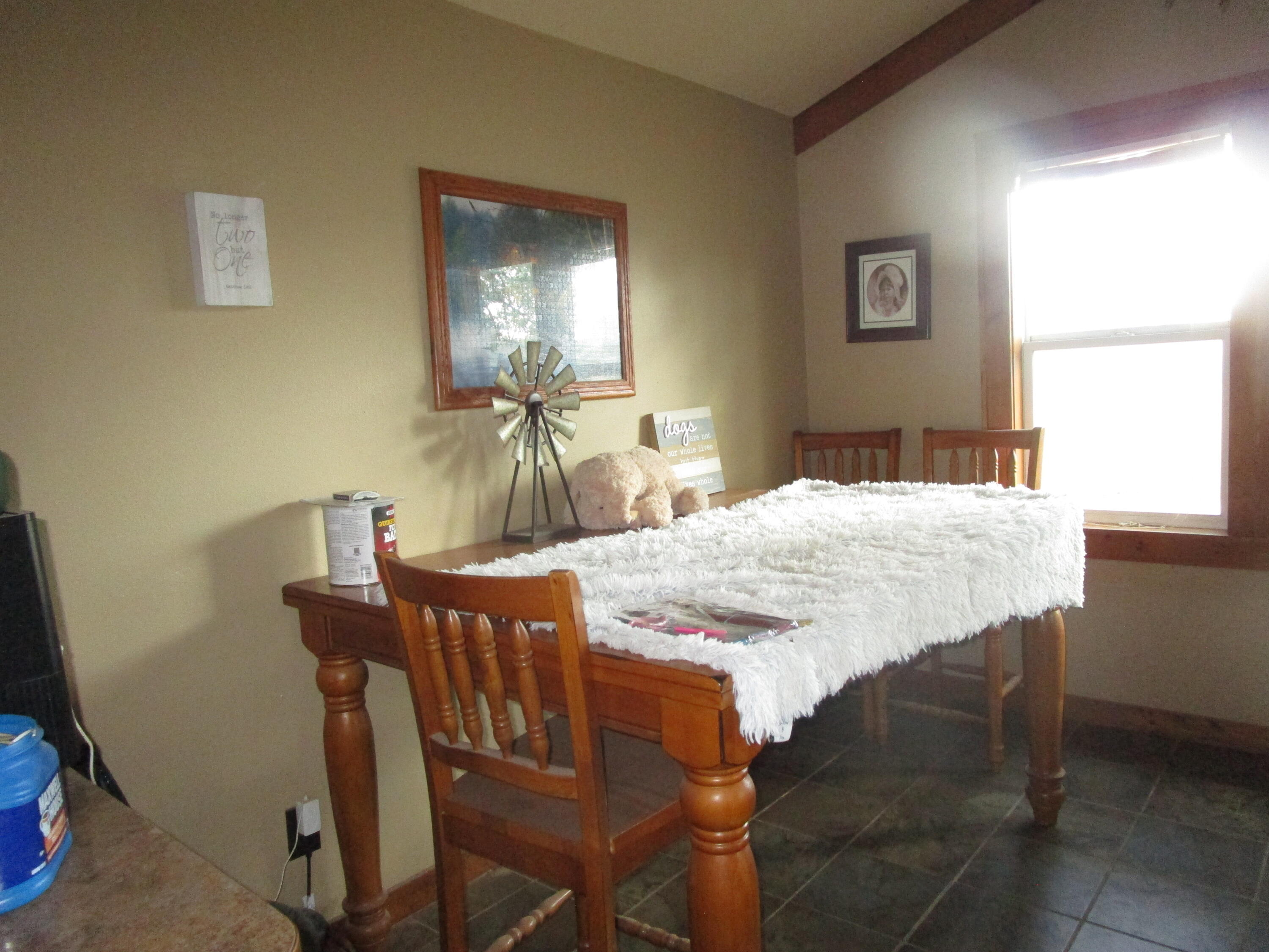 13084 Farm Road 1040 Property Photo 22