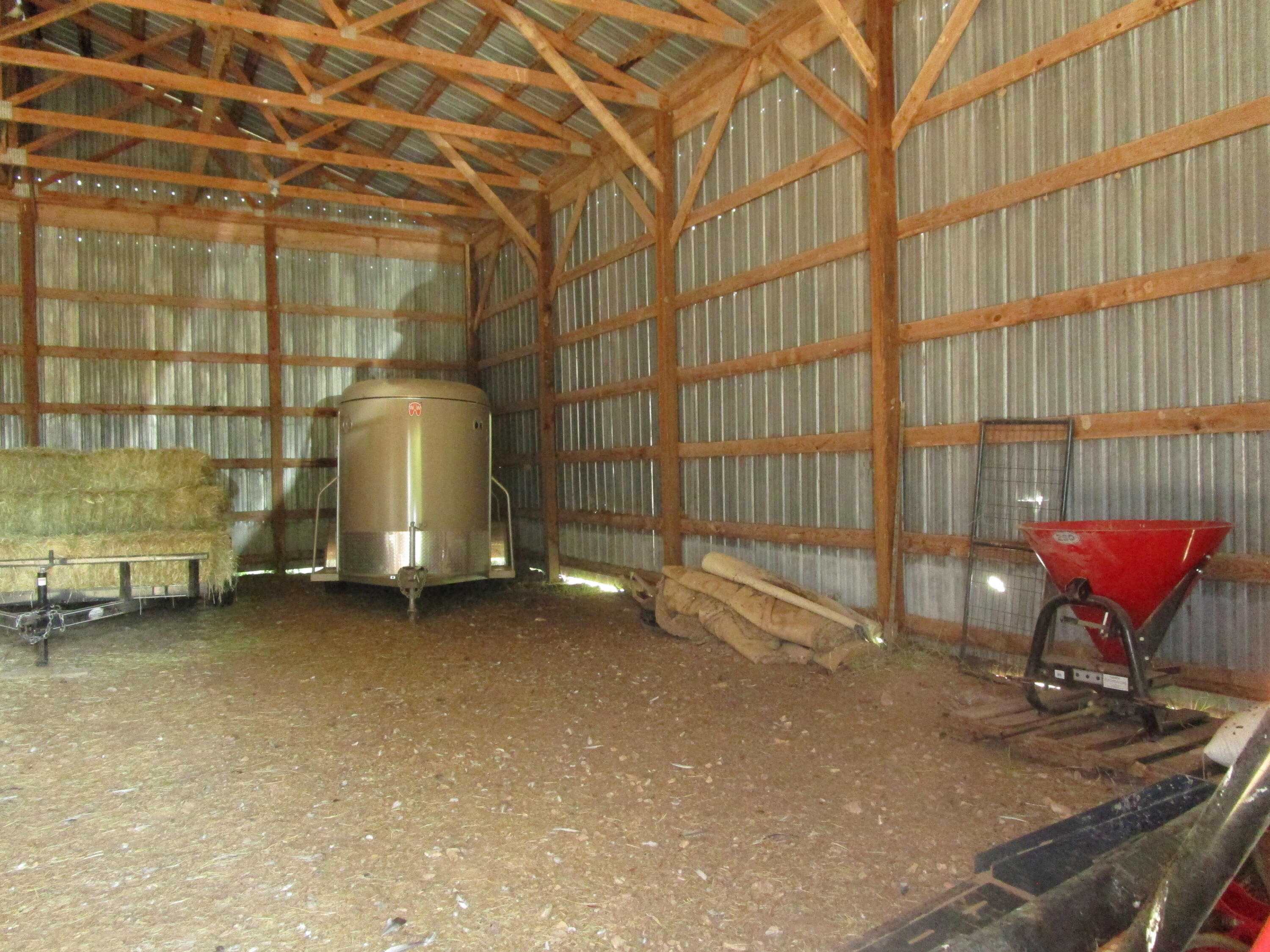 13084 Farm Road 1040 Property Photo 49