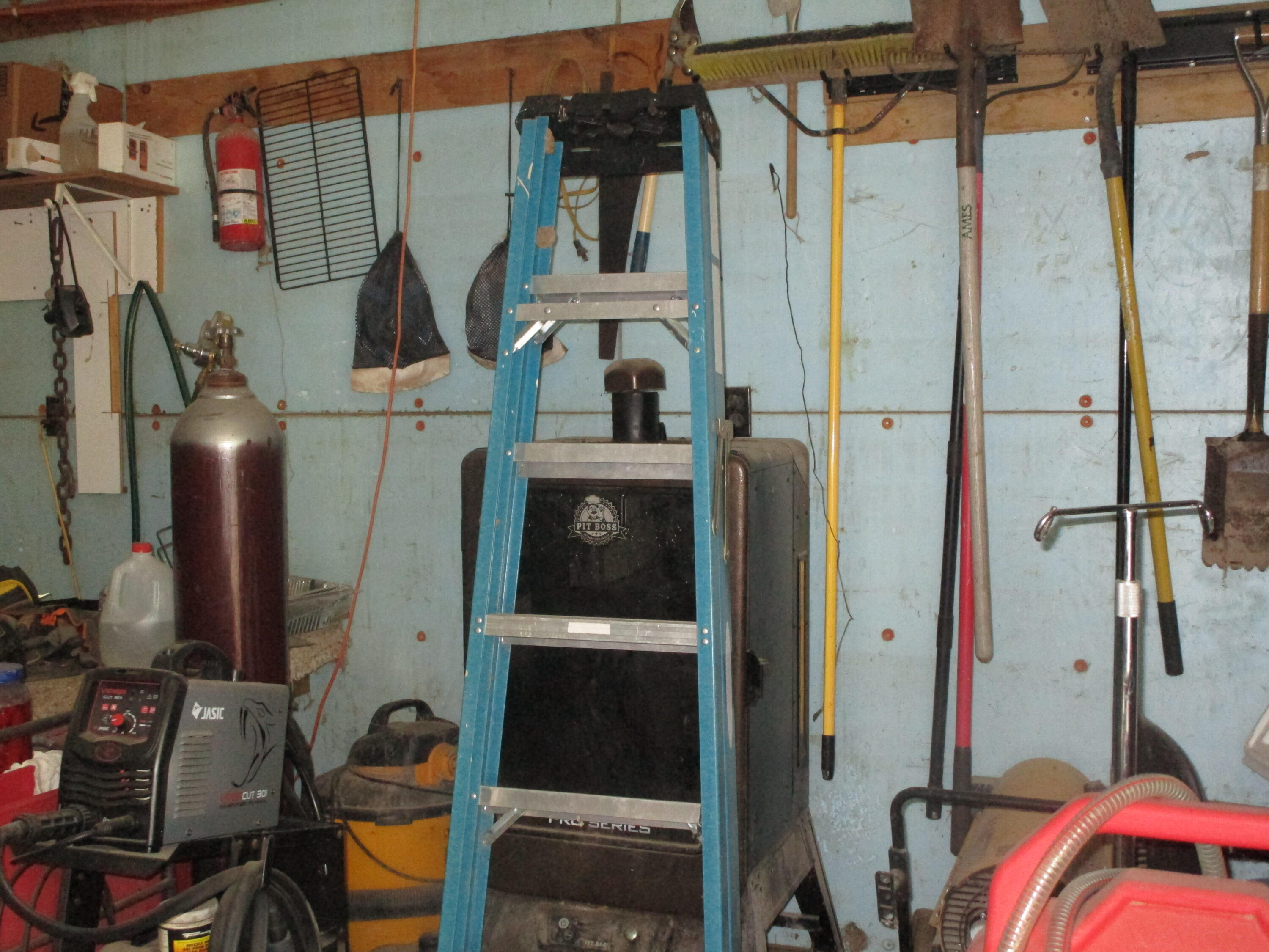 13084 Farm Road 1040 Property Photo 51