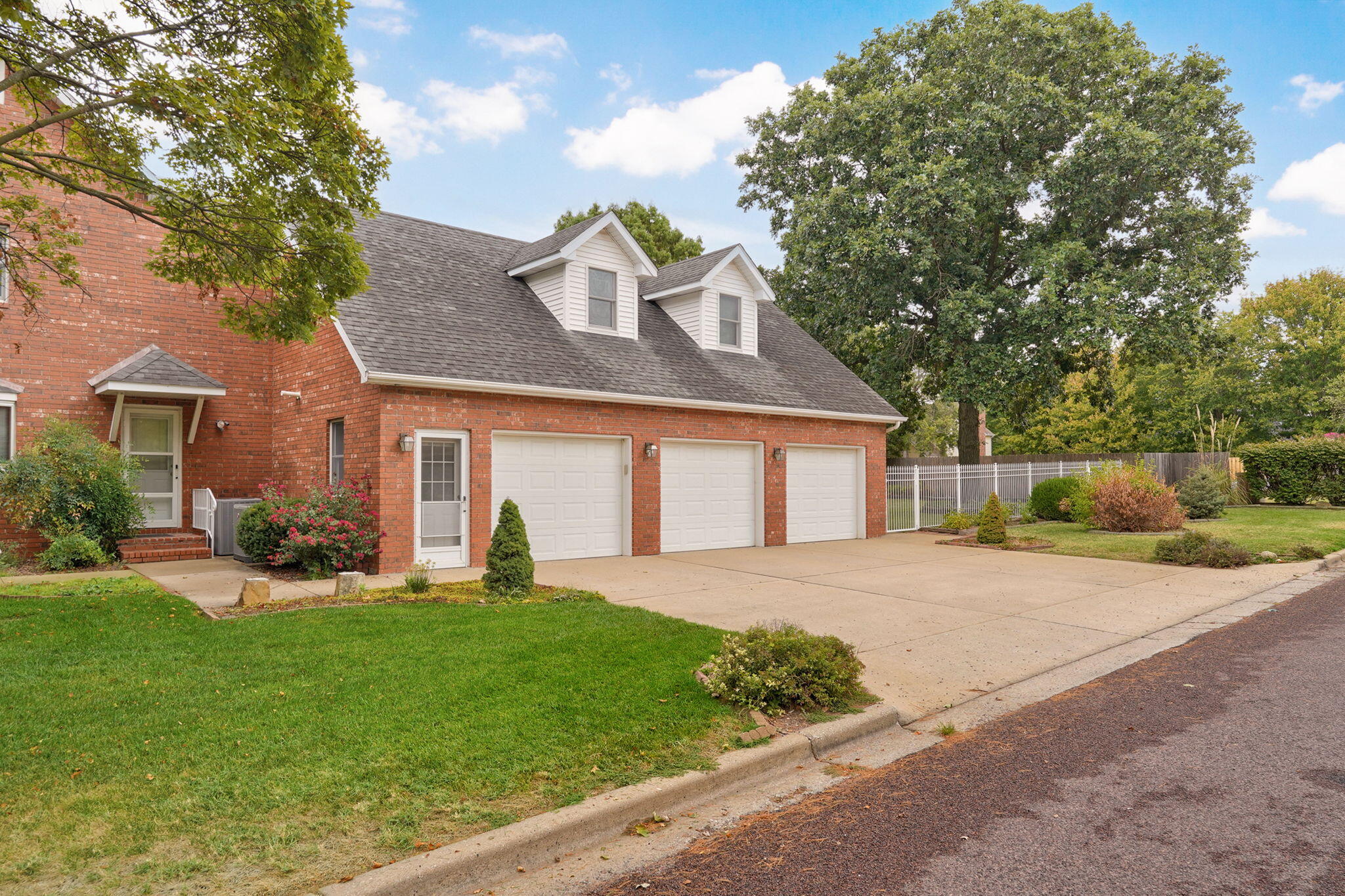 1401 Dierker Drive Property Photo 38