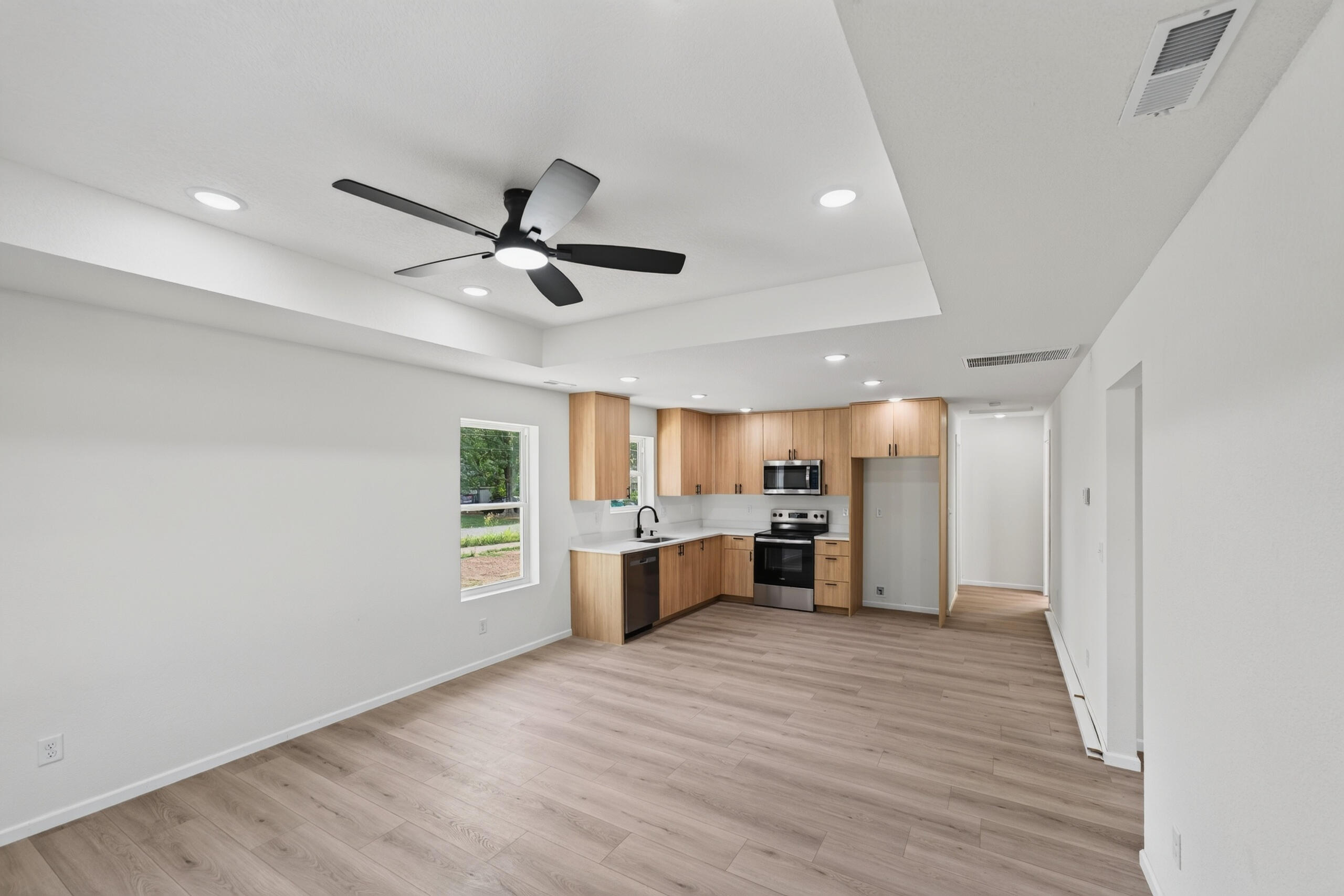 1451 North Lexington Avenue Property Photo 3