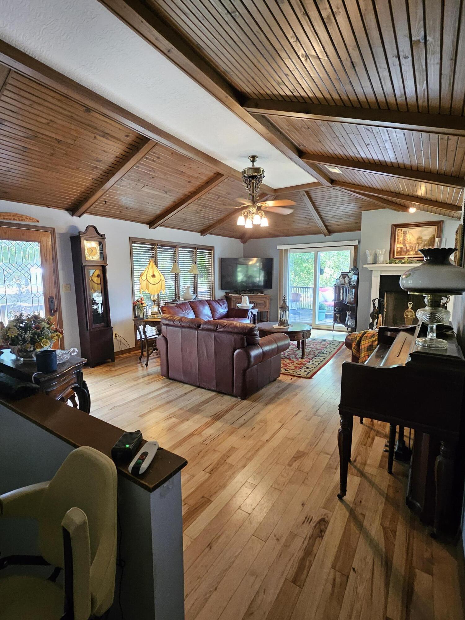 6333 South State Highway 125 Property Photo 11