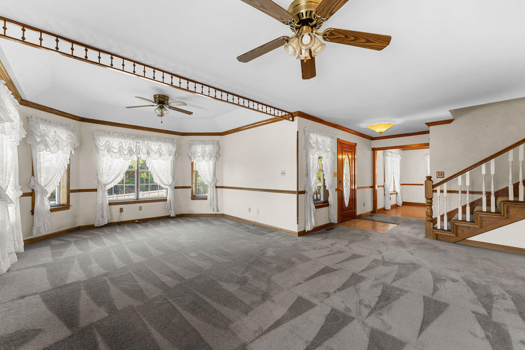 321 Valley Park Drive Property Photo 8