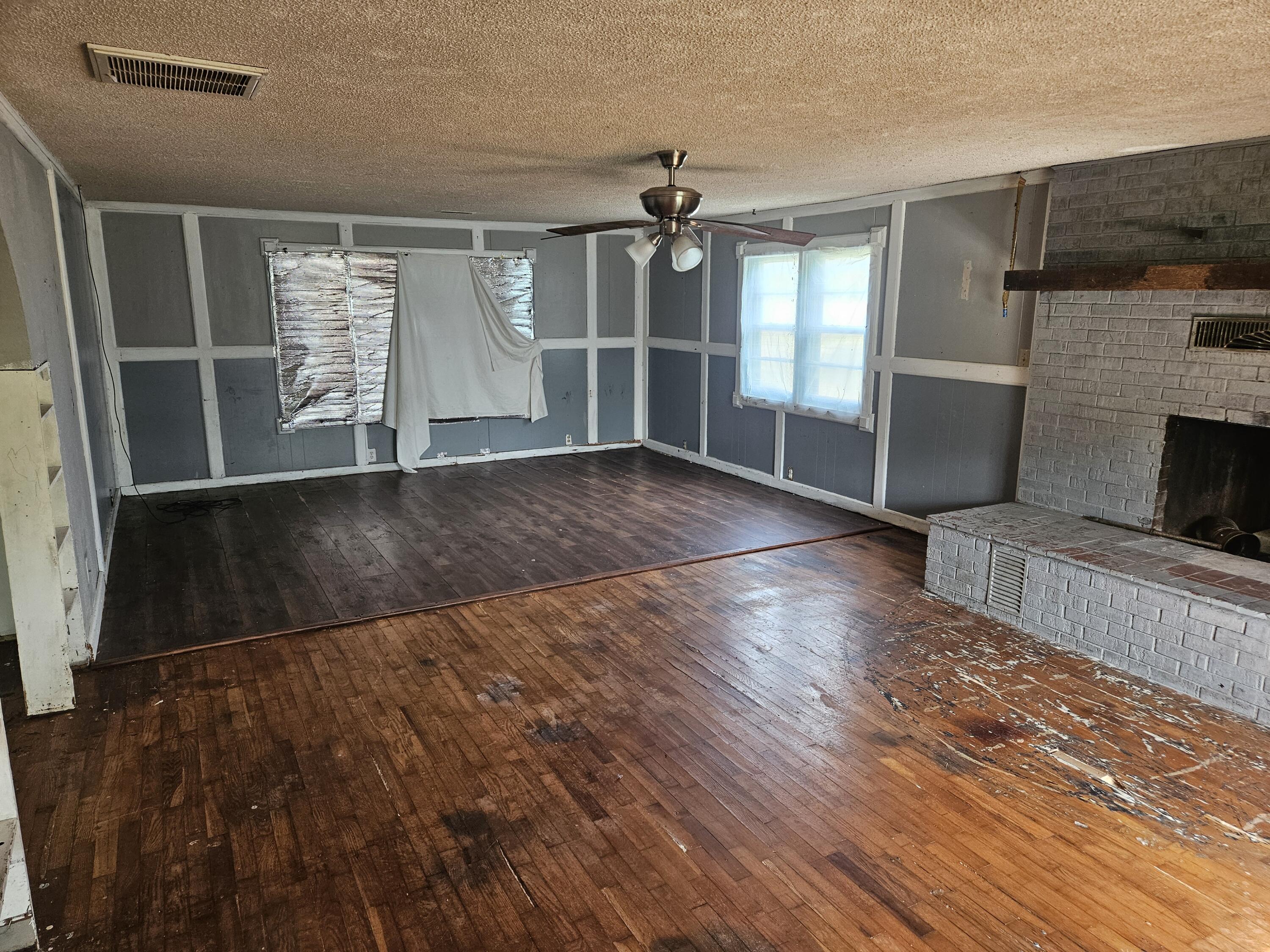 16660 State Highway 14 Property Photo 12