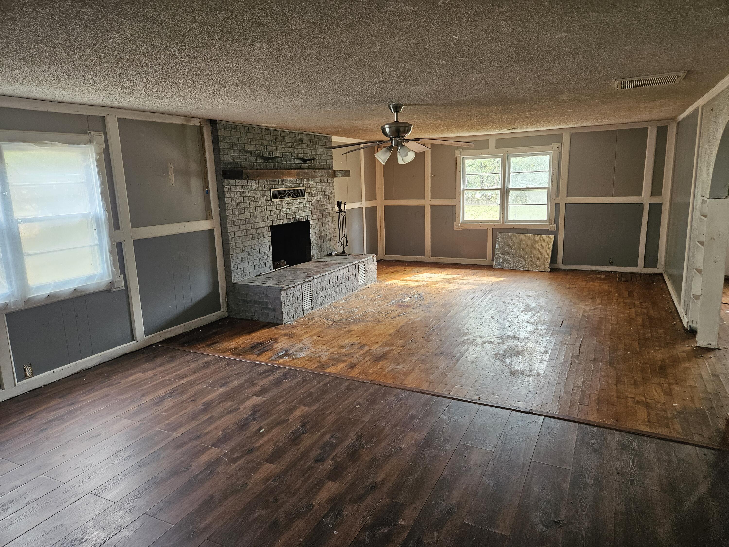 16660 State Highway 14 Property Photo 13