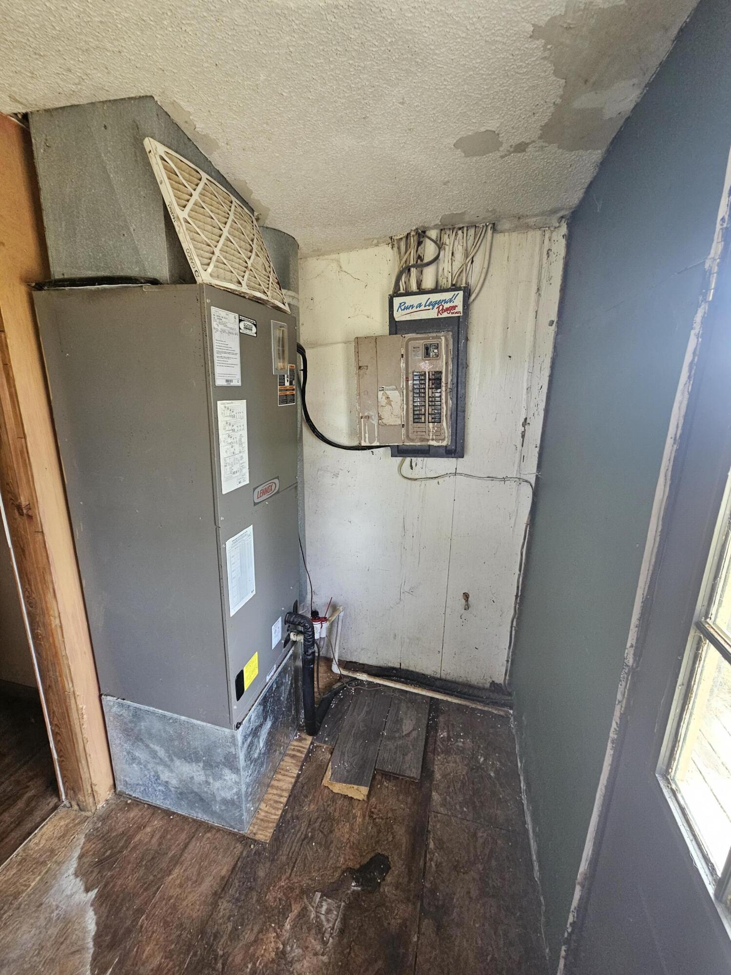 16660 State Highway 14 Property Photo 18