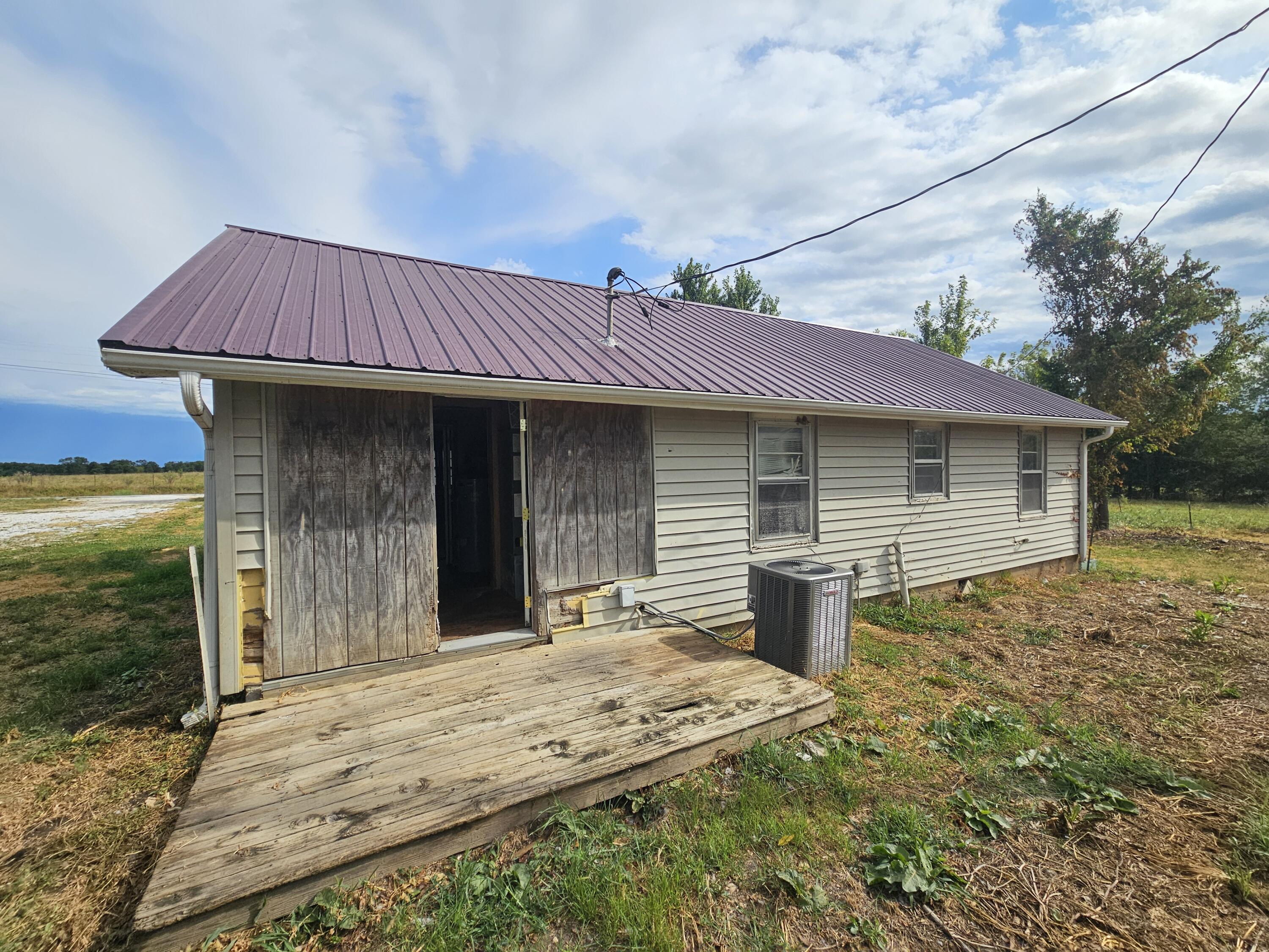 16660 State Highway 14 Property Photo 19