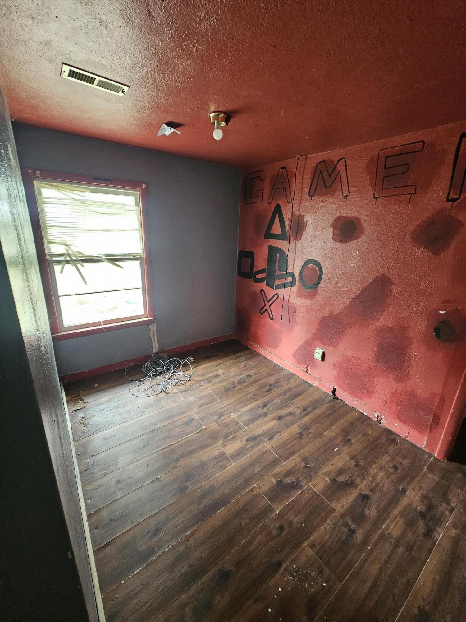 16660 State Highway 14 Property Photo 29