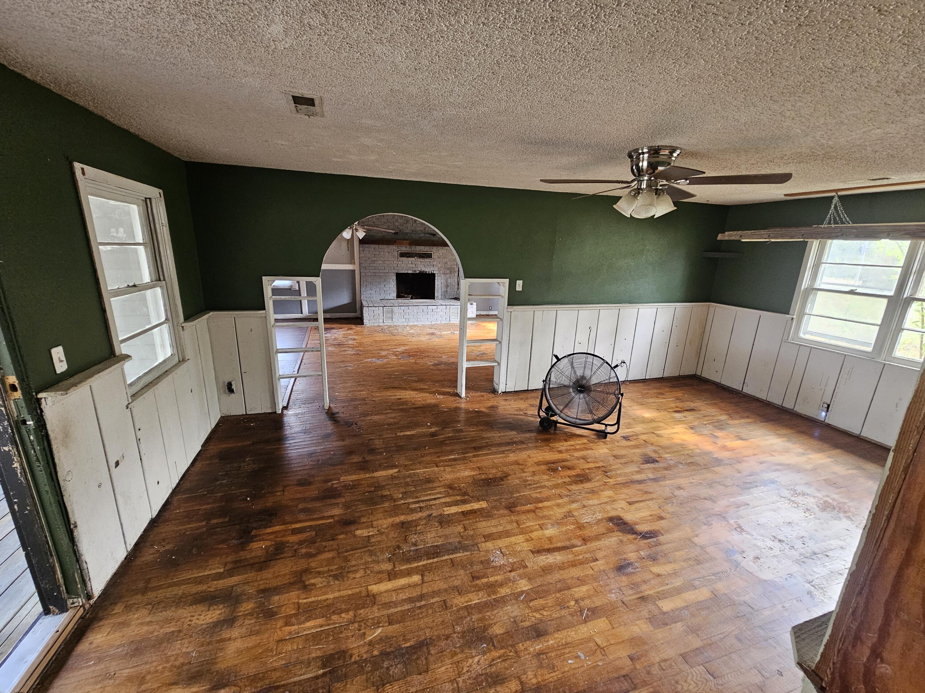 16660 State Highway 14 Property Photo 31