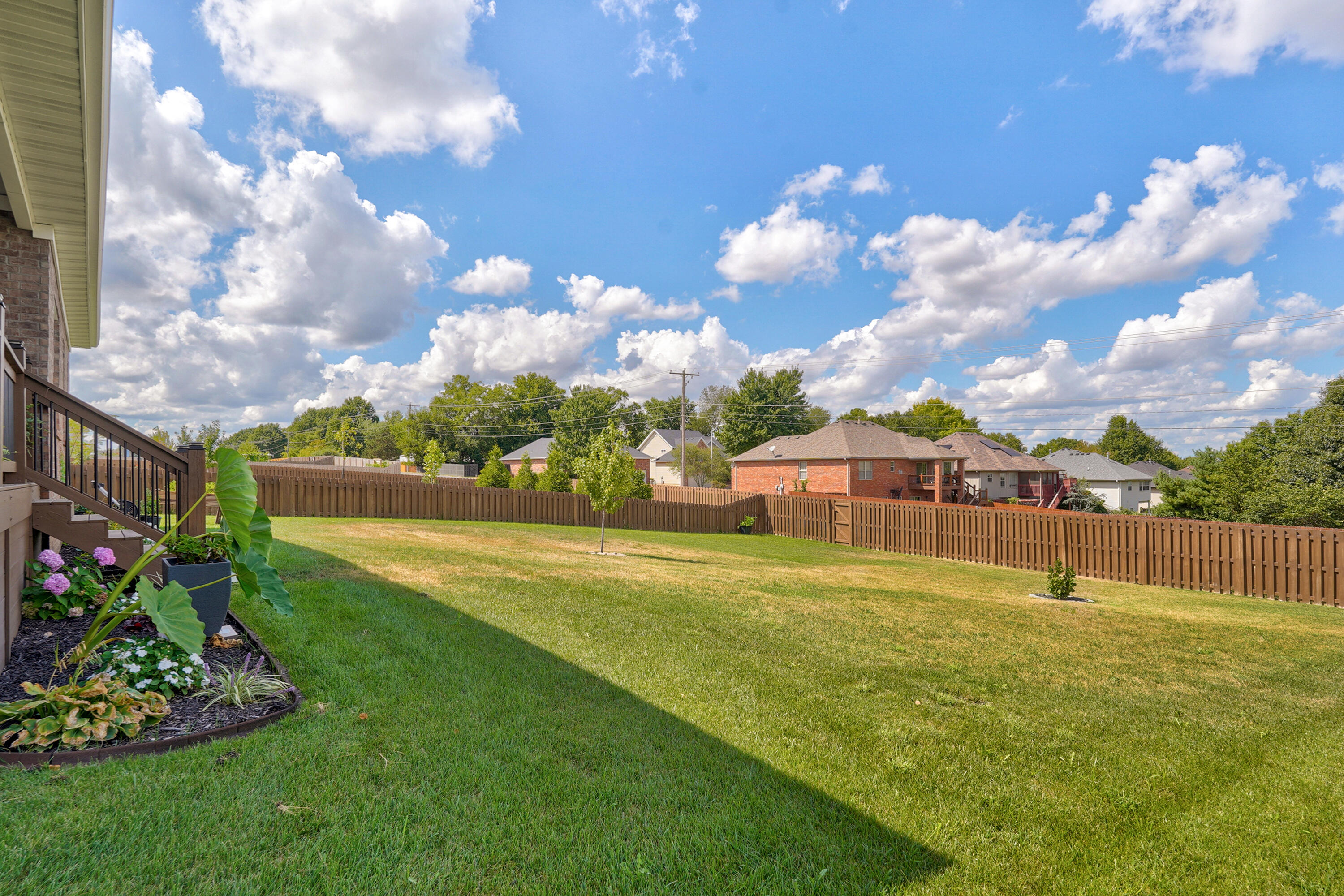 1065 West Gaslight Drive Property Photo 35