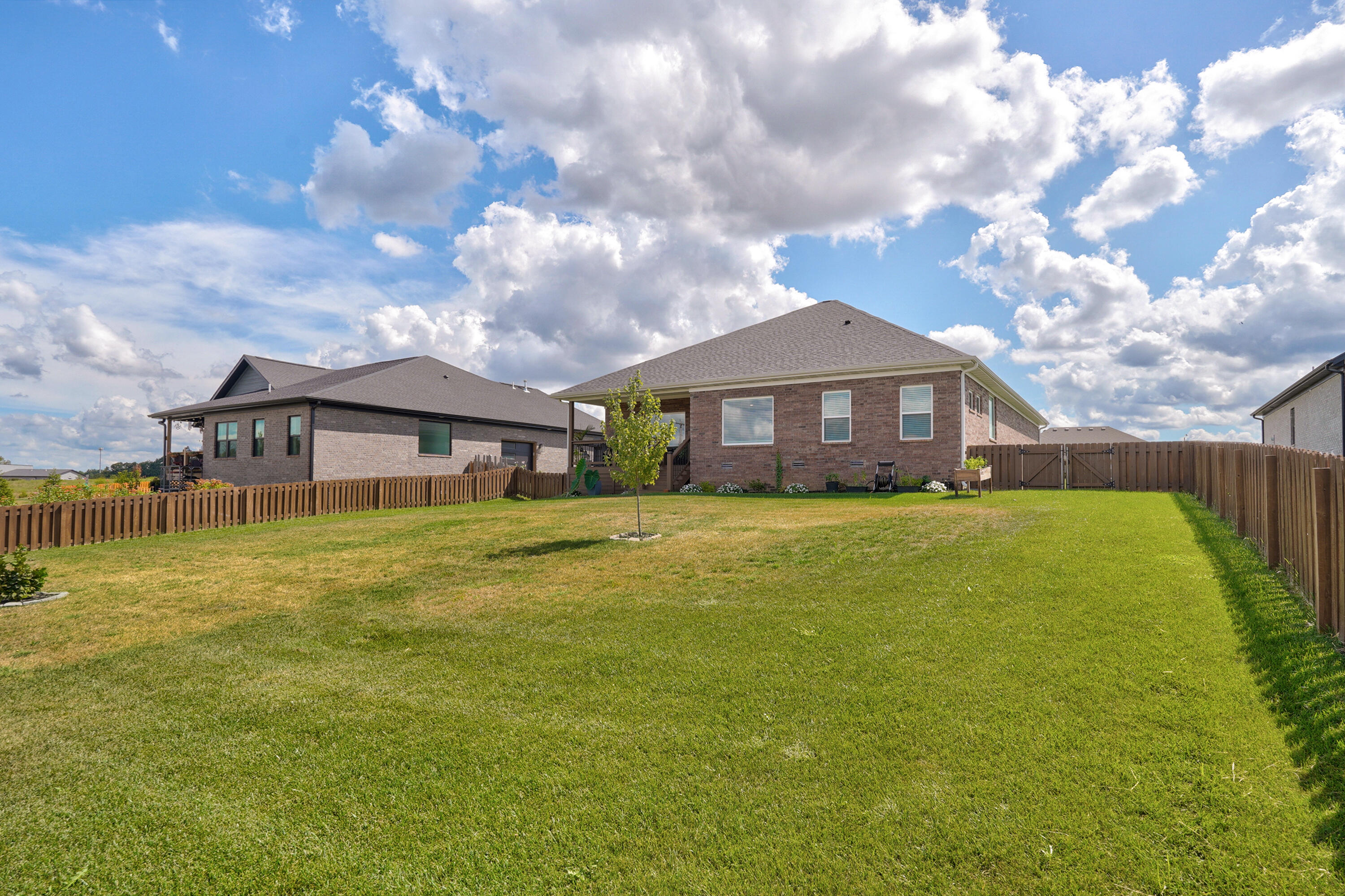 1065 West Gaslight Drive Property Photo 37