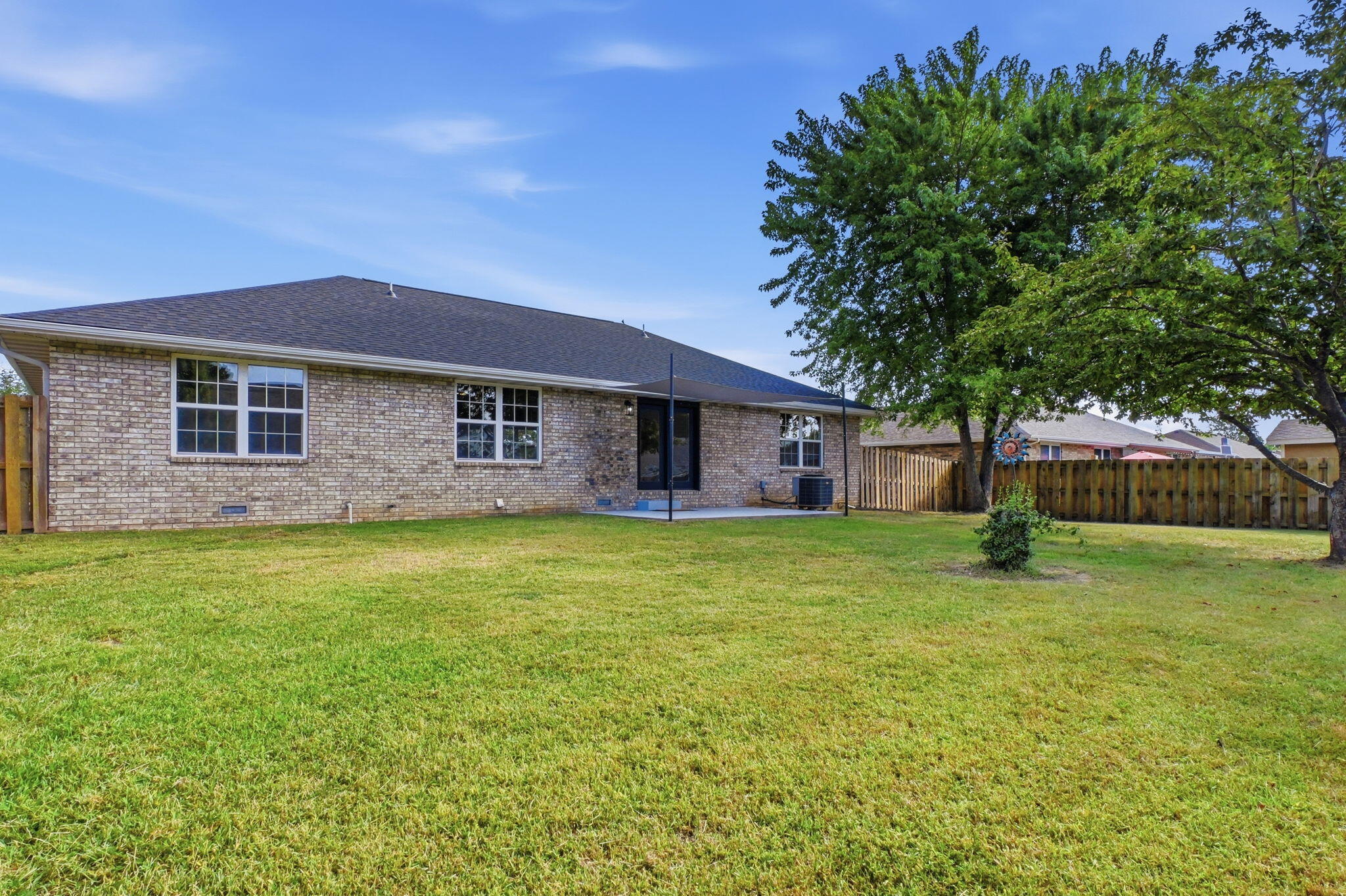 630 East Summit Street Property Photo 41