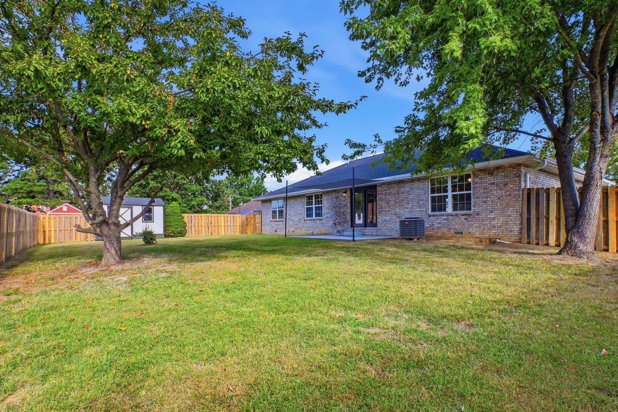 630 East Summit Street Property Photo 42