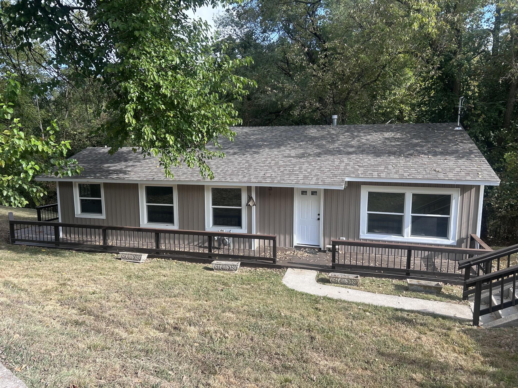 311 East Jackson Street Property Photo 2