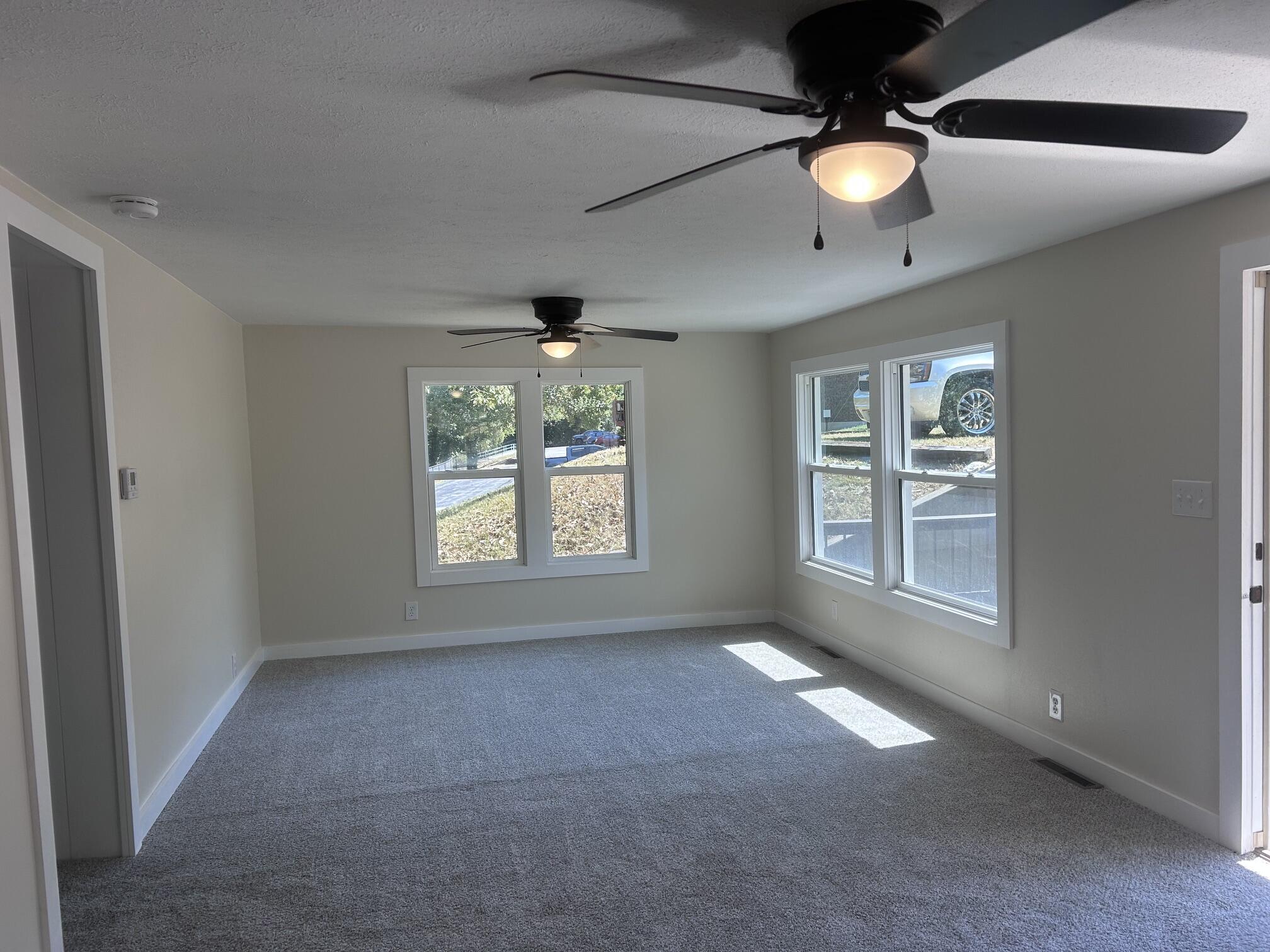 311 East Jackson Street Property Photo 8
