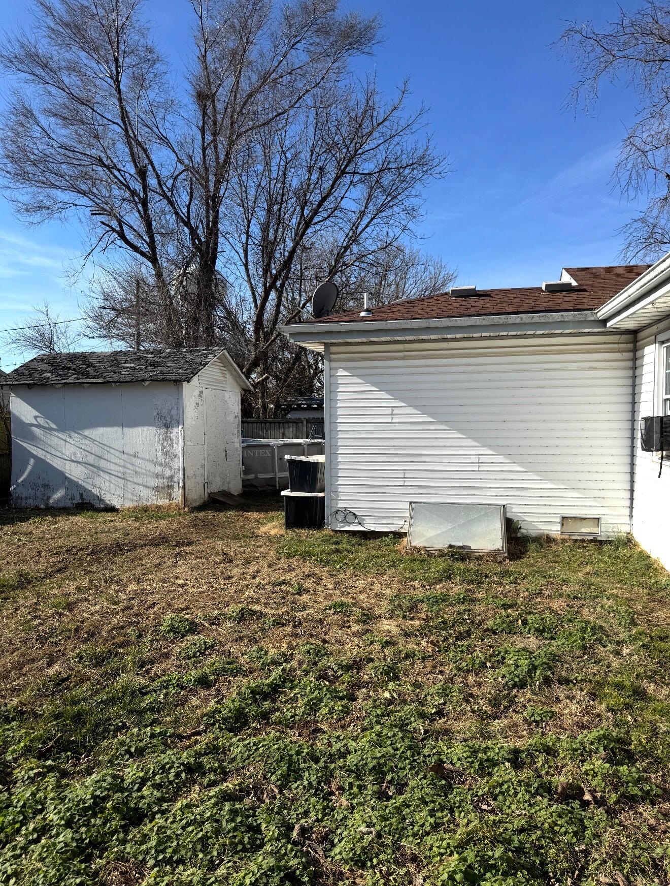 438 East Madison Street Property Photo 5