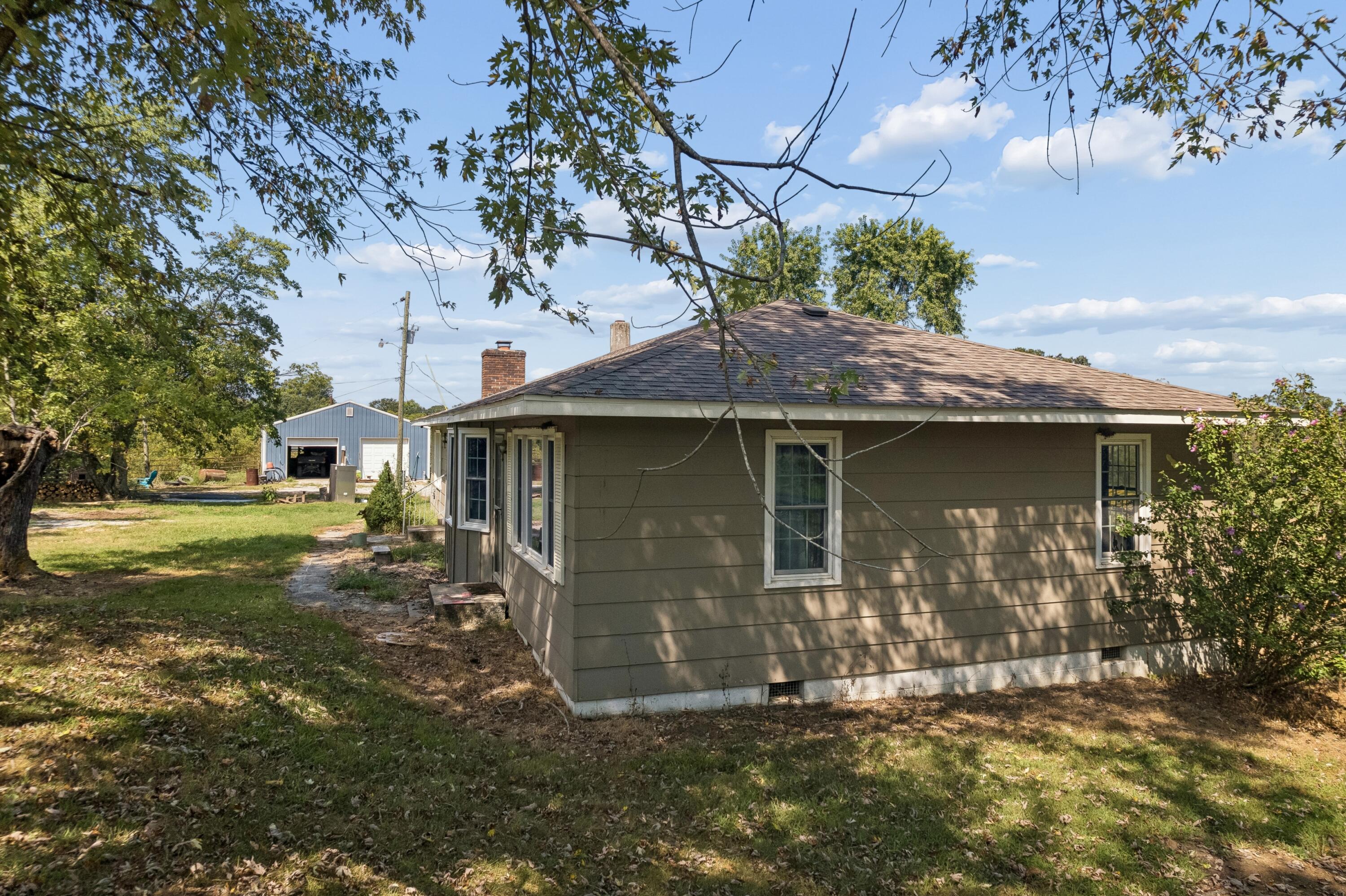 401 Southeast Highway W Property Photo 33