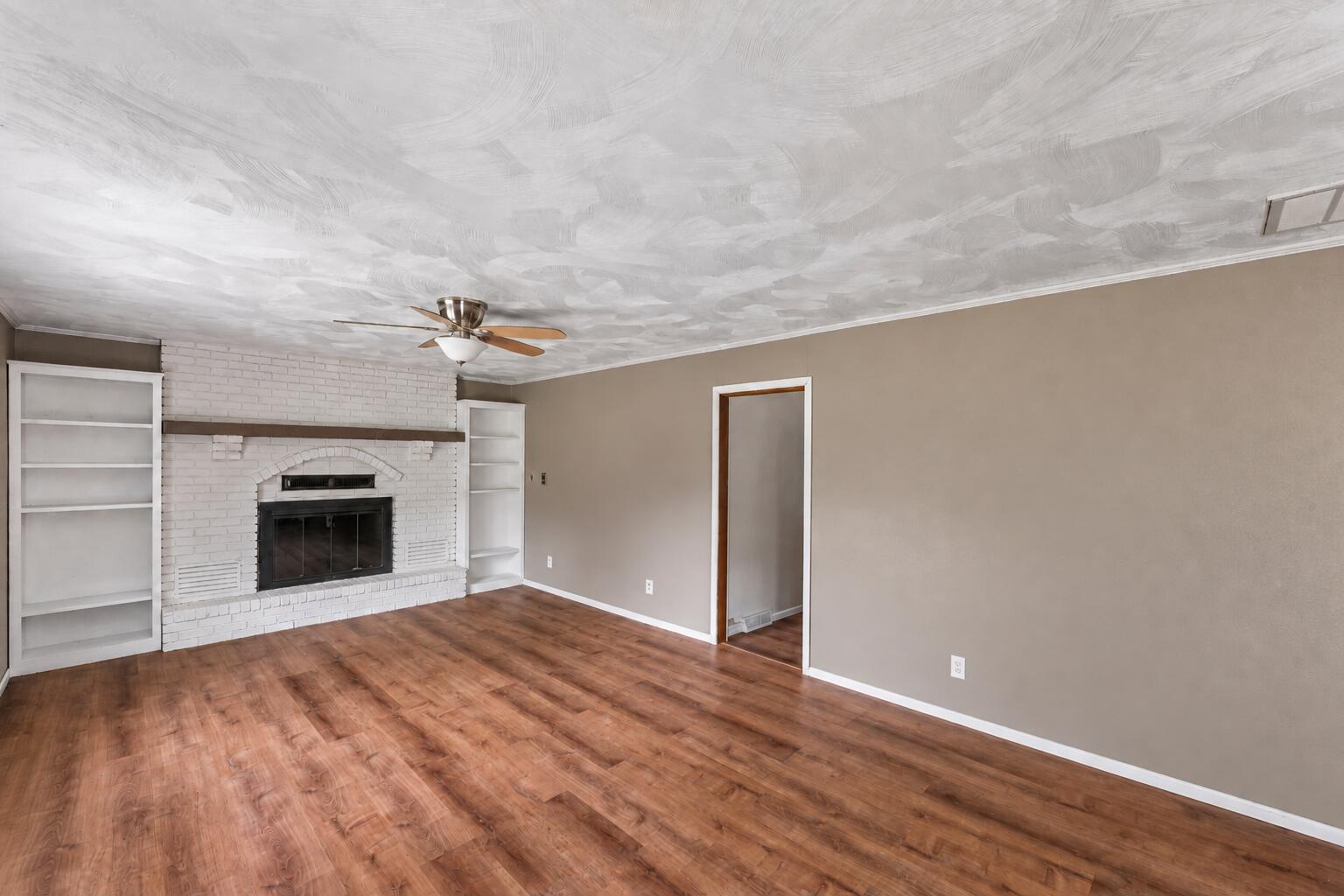 401 Southeast Highway W Property Photo 34