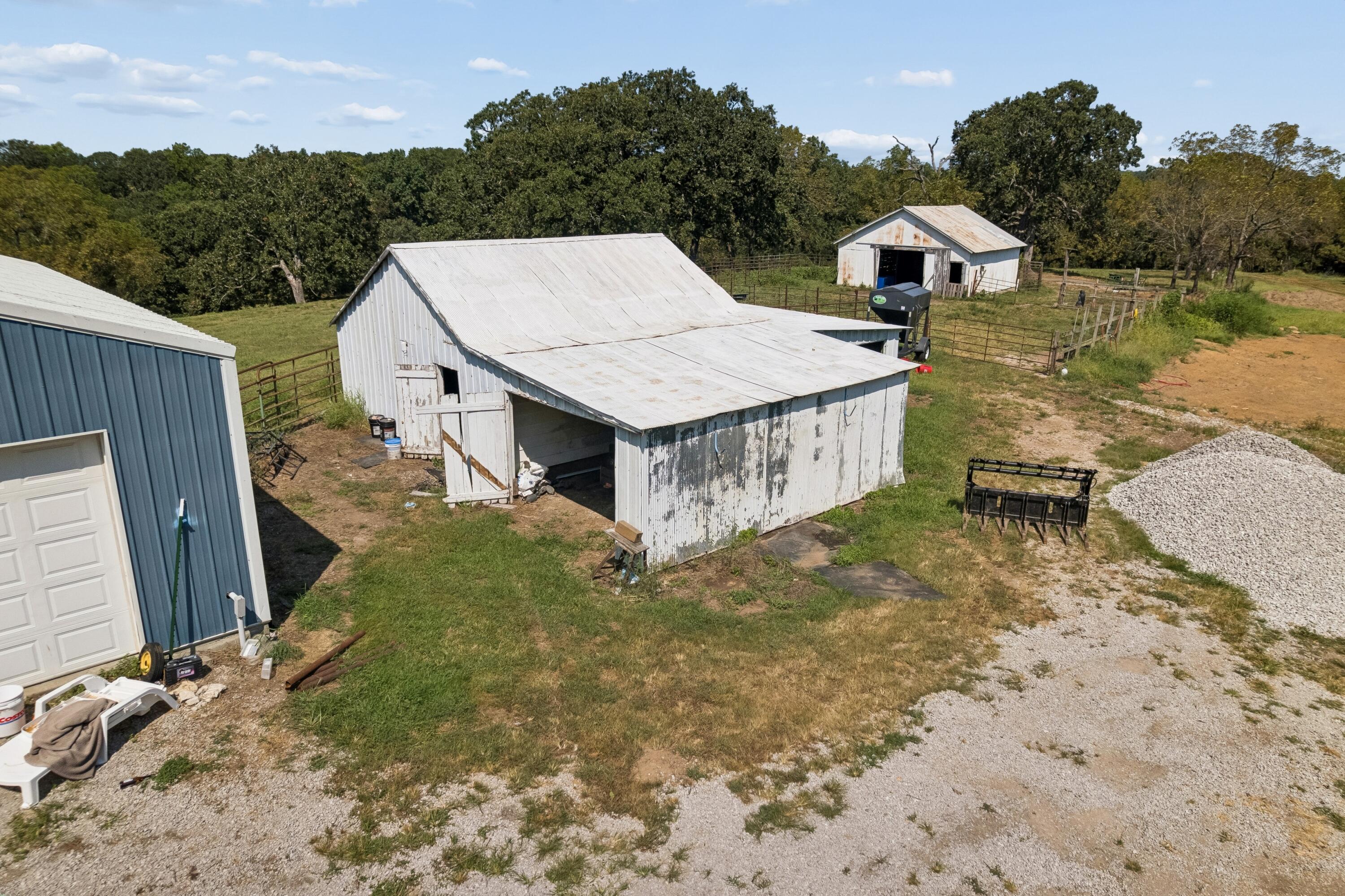401 Southeast Highway W Property Photo 49
