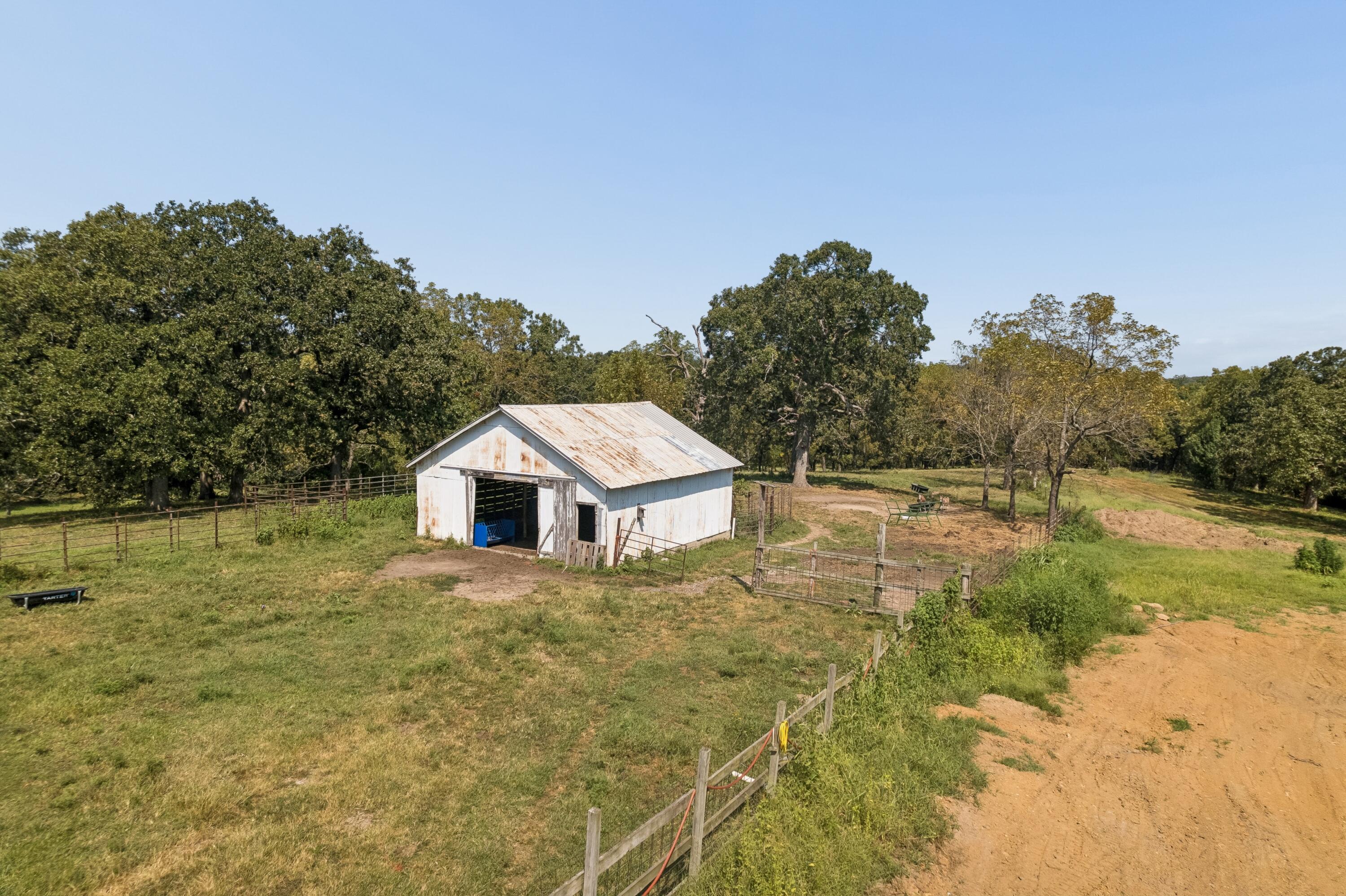 401 Southeast Highway W Property Photo 50