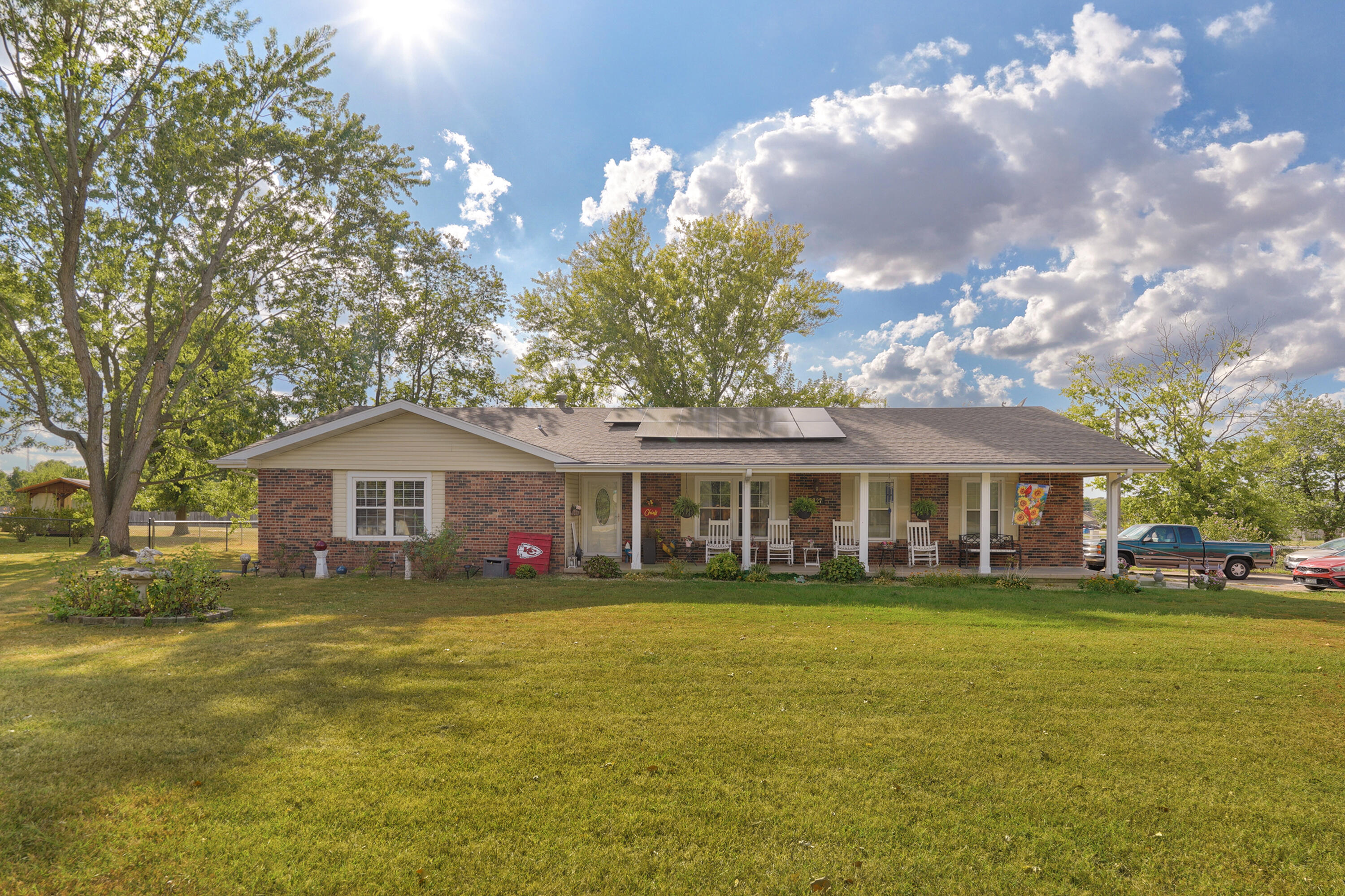5727 South State Highway Ff Property Photo 1