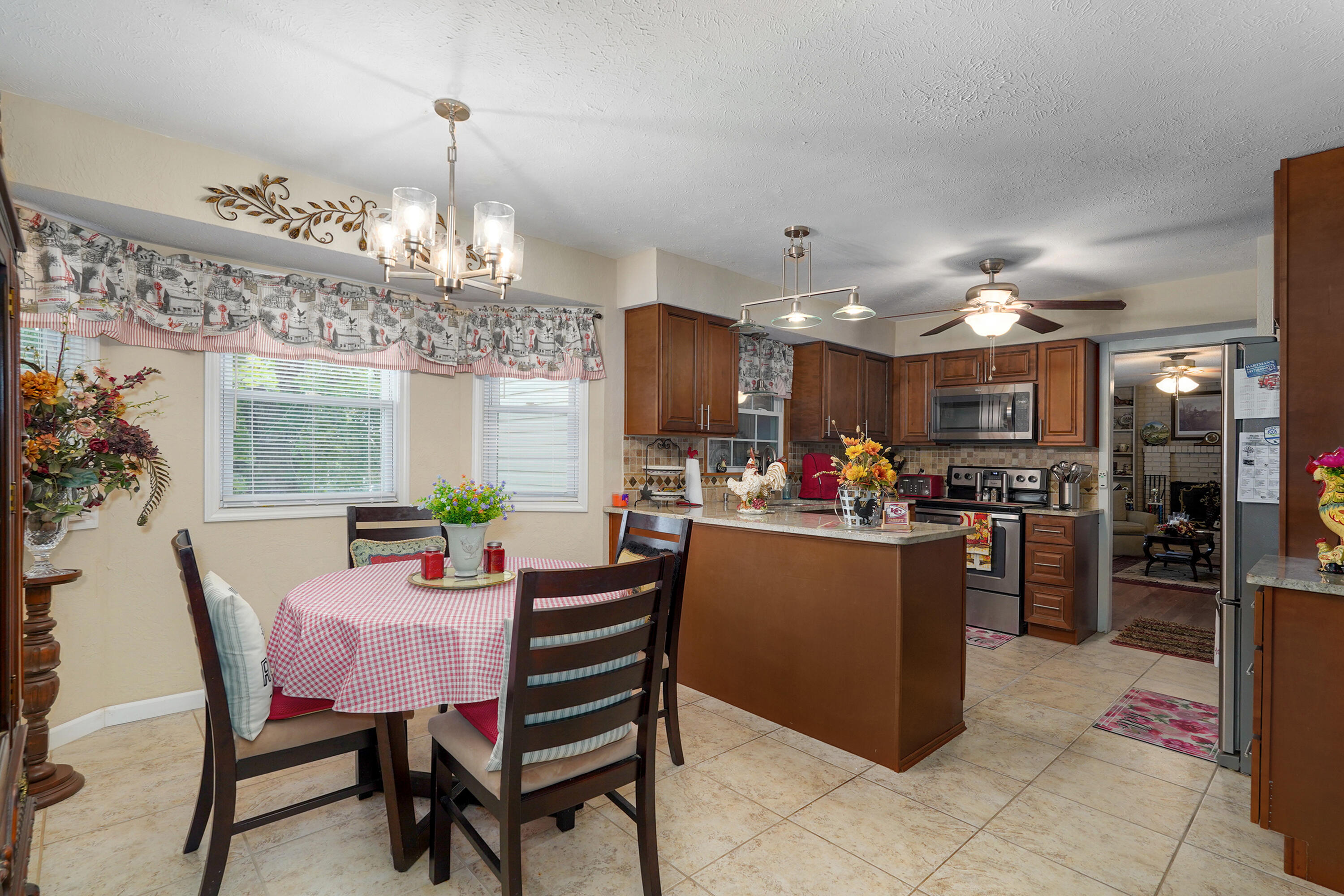 5727 South State Highway Ff Property Photo 8