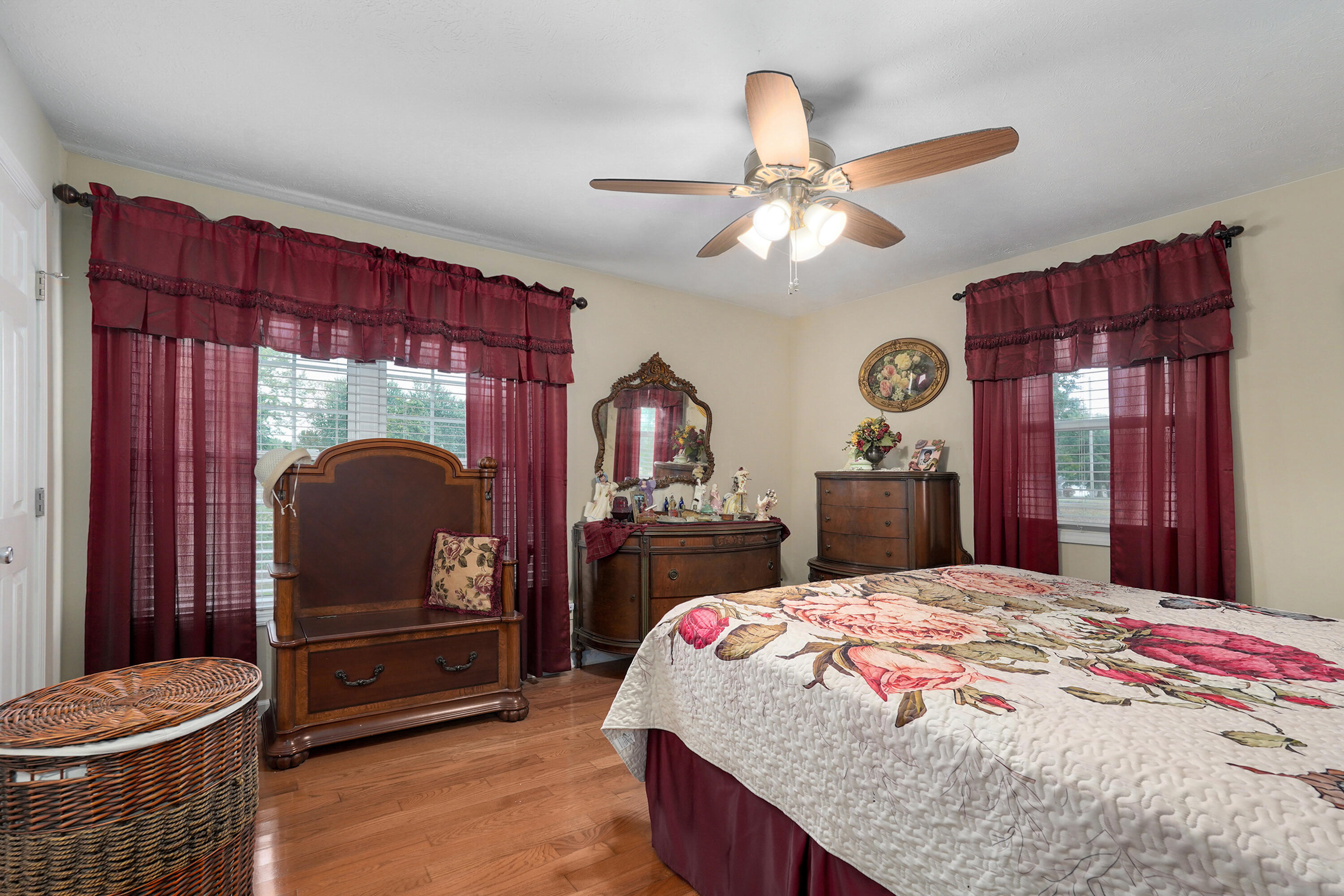 5727 South State Highway Ff Property Photo 17