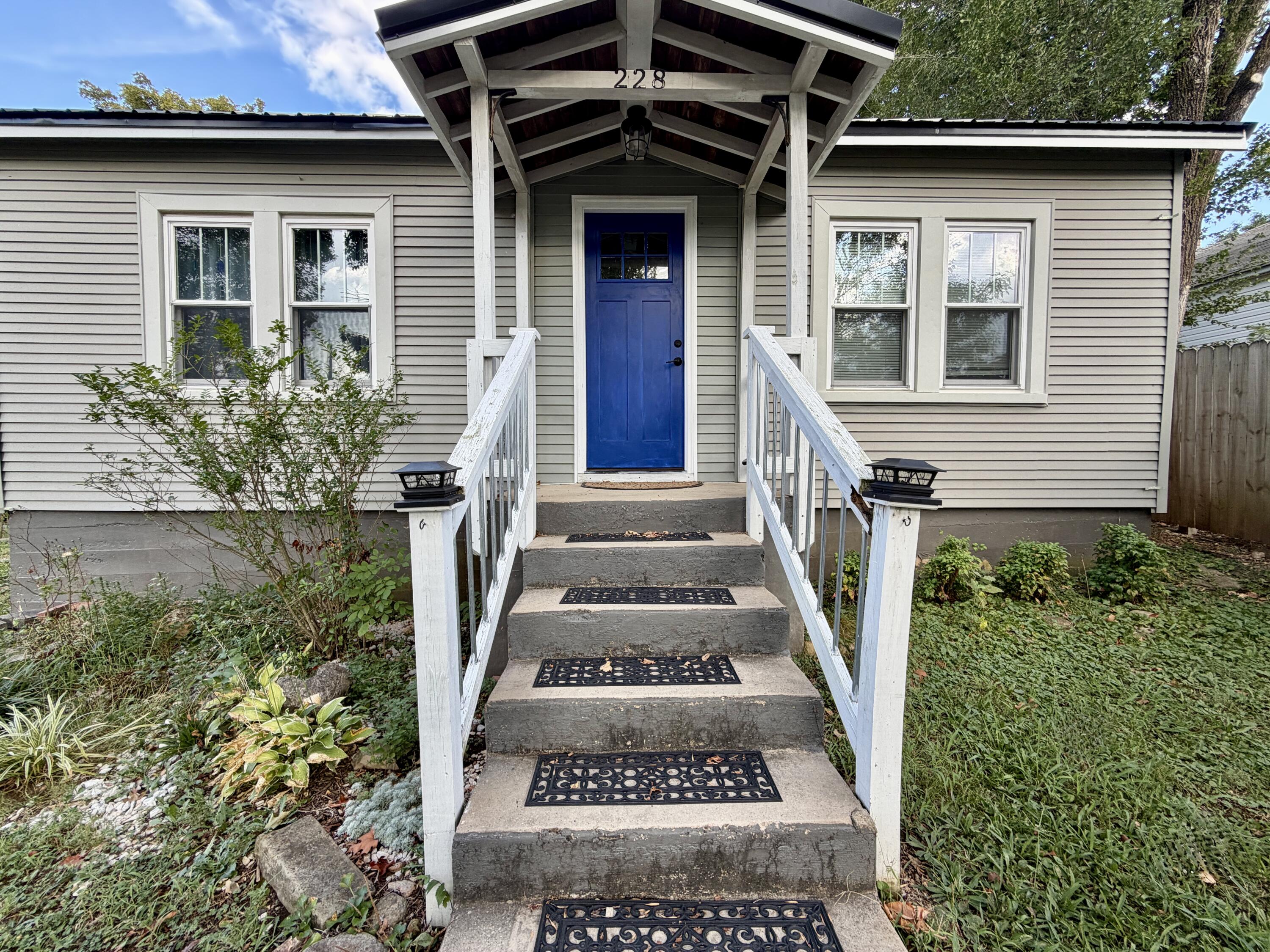 228 Hynes Street Property Photo 6