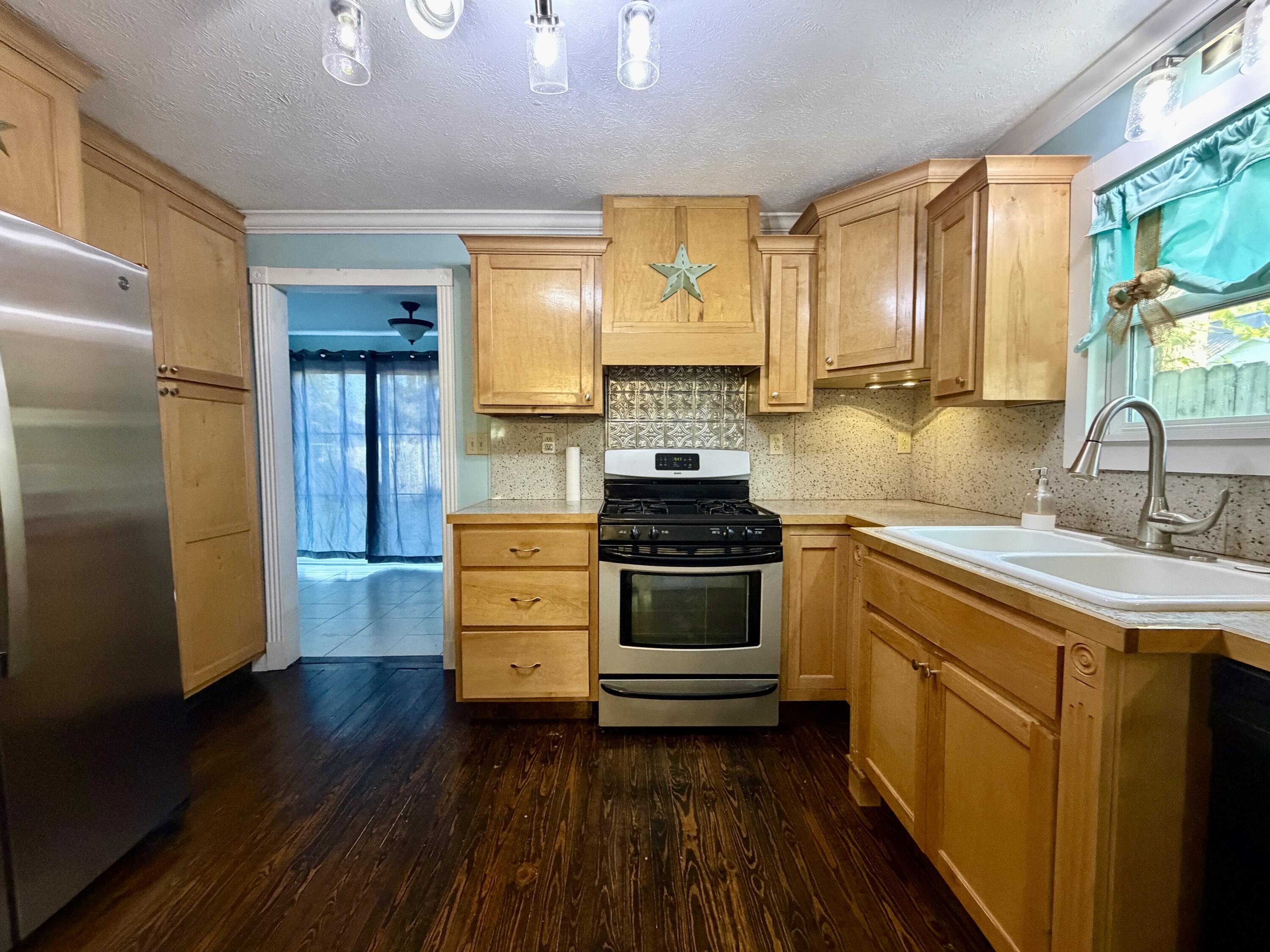 228 Hynes Street Property Photo 19