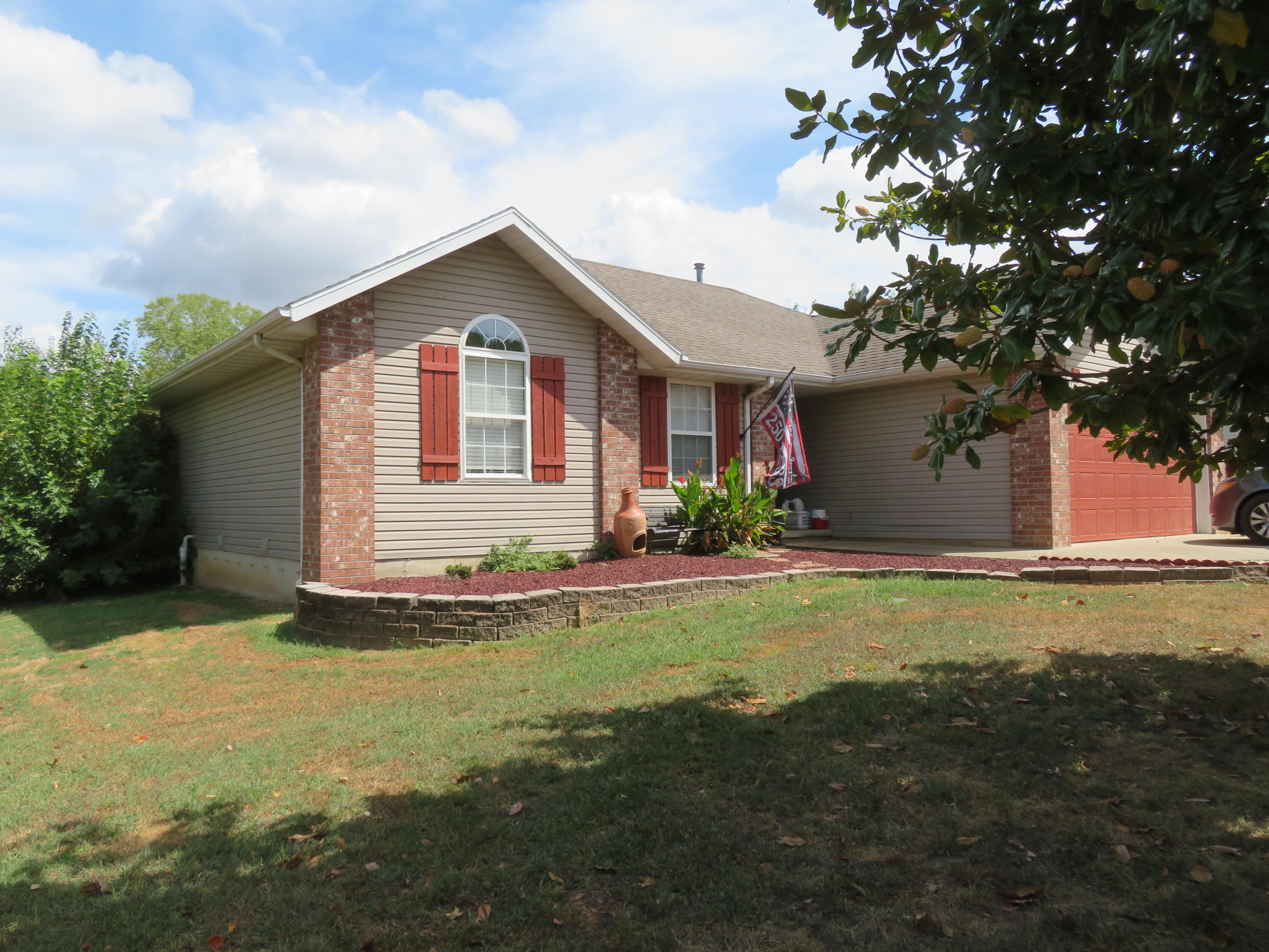 110 Holly Ridge Road Property Photo 2